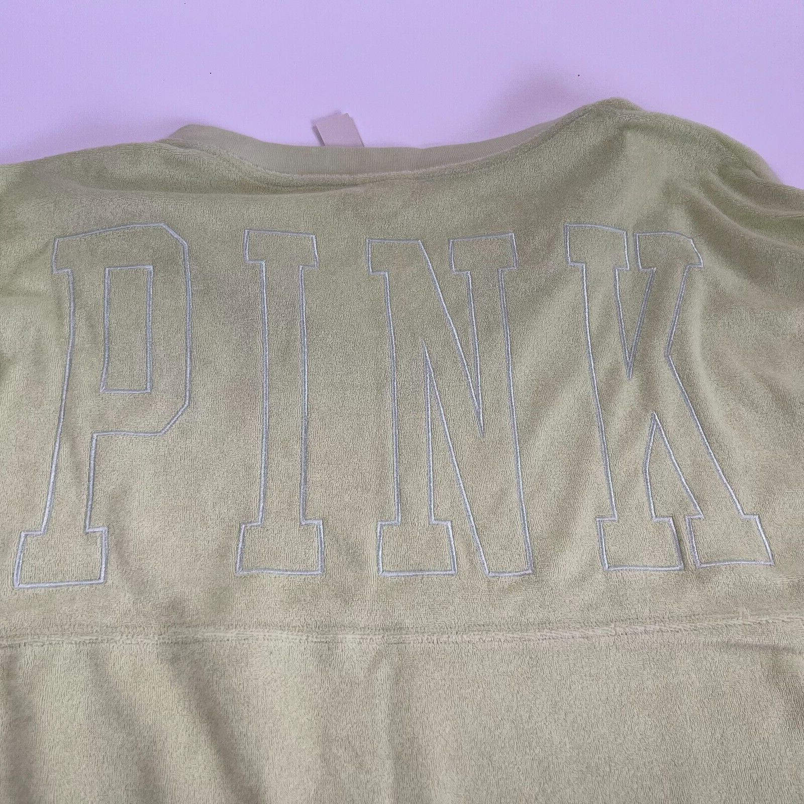 Victoria’s Secret PINK Long Sleeve V-Neck Sleepwear T-Shirt Green Size M NWT