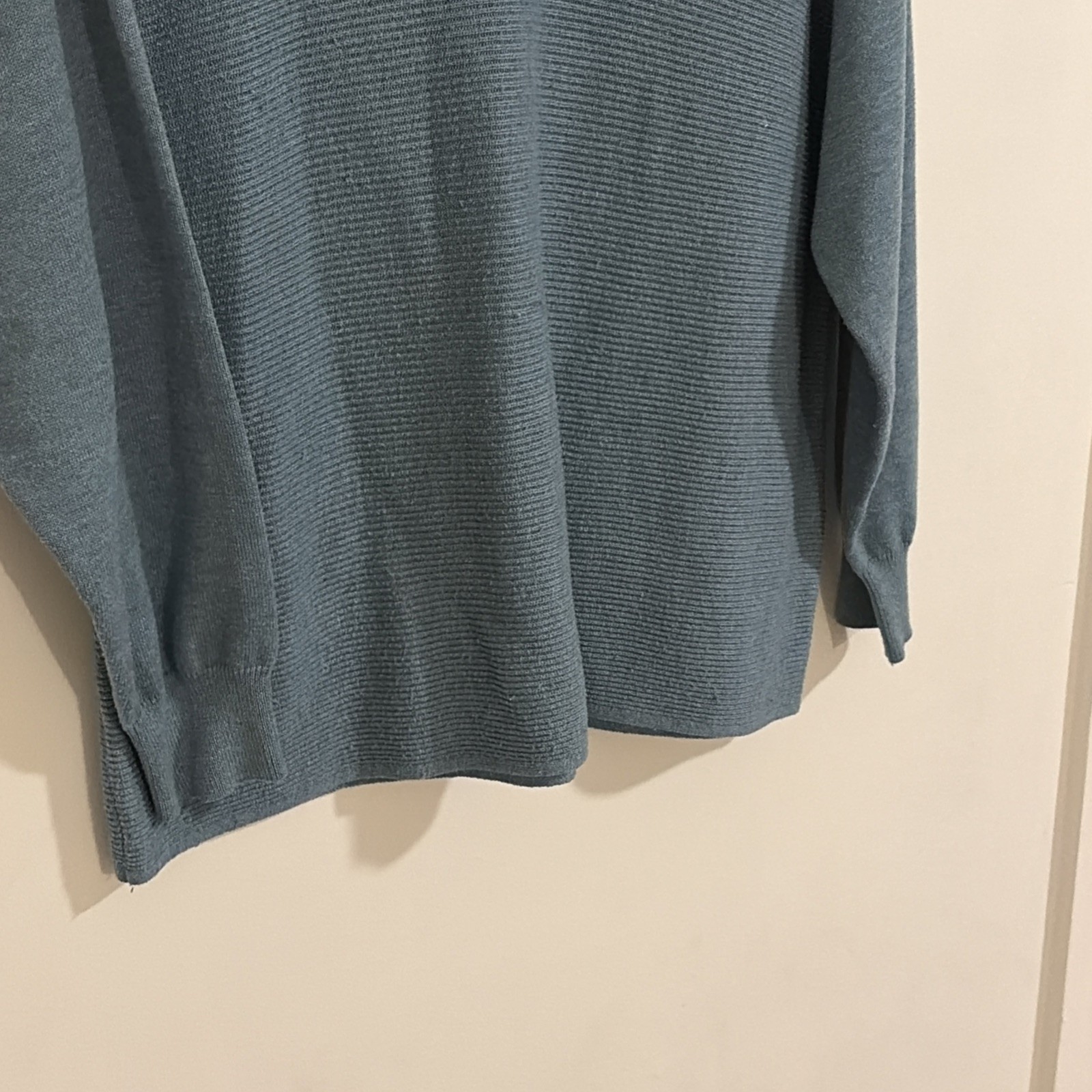 Ella Moss XL Blue/Green Dolman Sleeve Sweater Knit Top V Neck Relaxed Fit