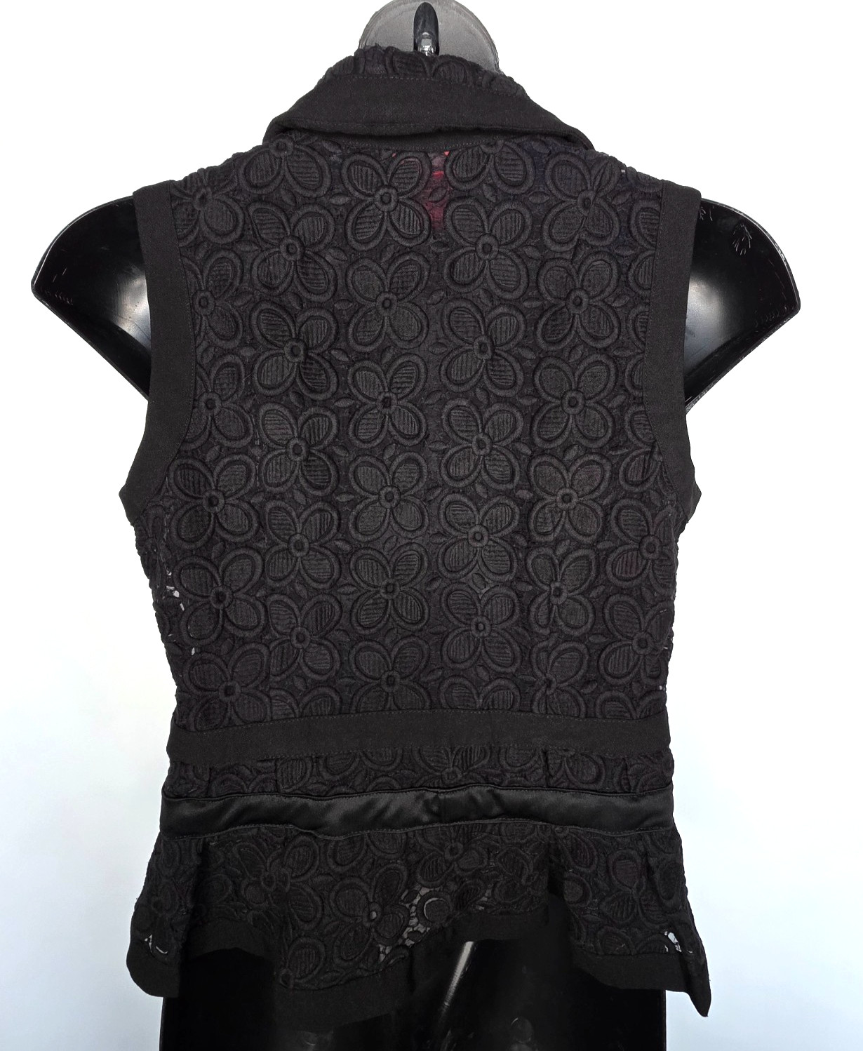 V Cristina Womens XL Vest Black Embroidered Button Front Sleeveless Peplum Top