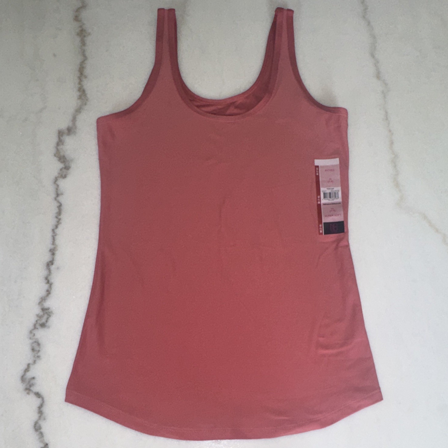 No Boundaries Juniors Fitted Scoop Neck Wide Strap Tank Top Pink M (7-9)
