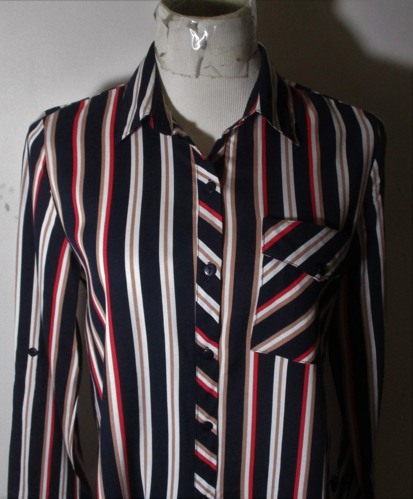 LOVE NOTES Blue Red White Long Sleeve Rayon Blouse Size M NWT