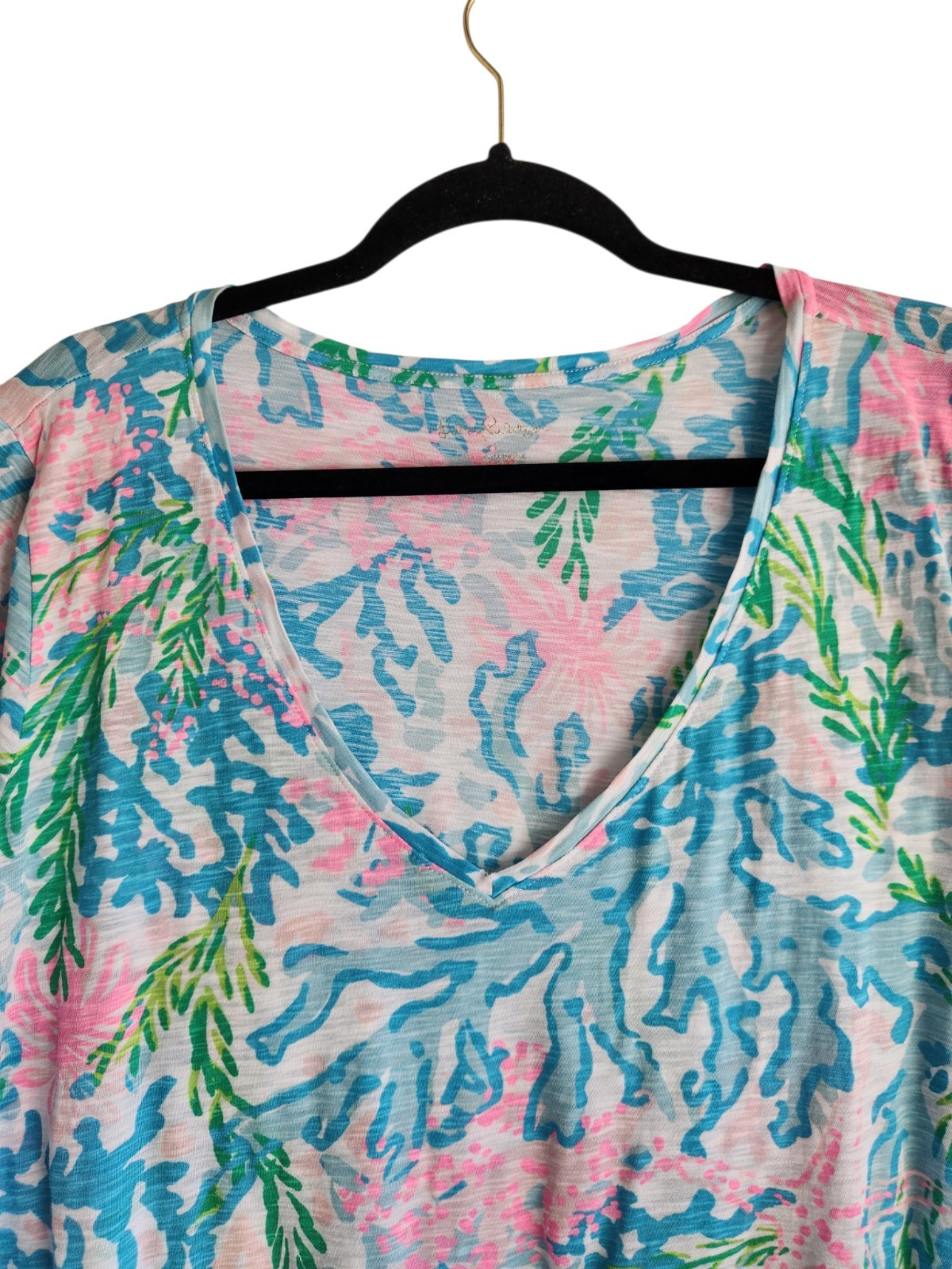 Lilly Pulitzer Etta V Neck Top Tee Coral Bay Print Short Sleeve Cotton Size XL