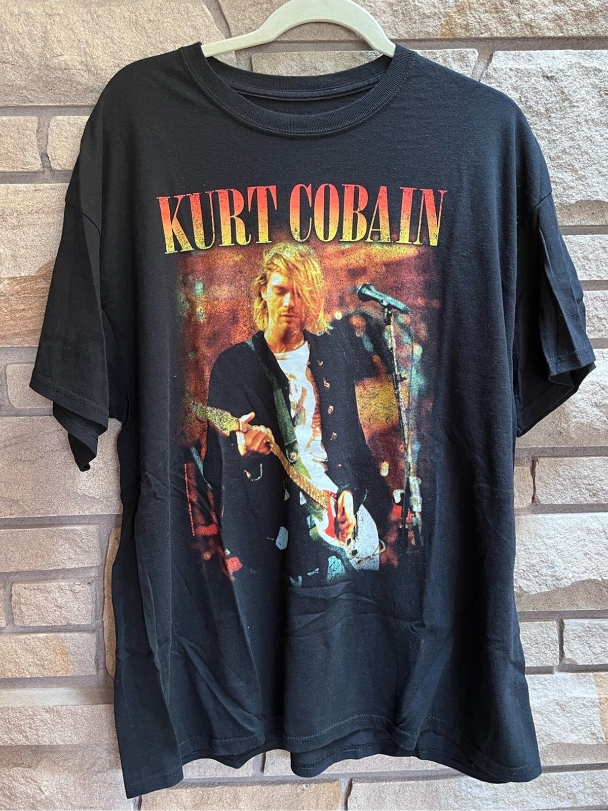 Kurt Cobain Nirvana MTV Unplugged Graphic Tshirt Black 1x