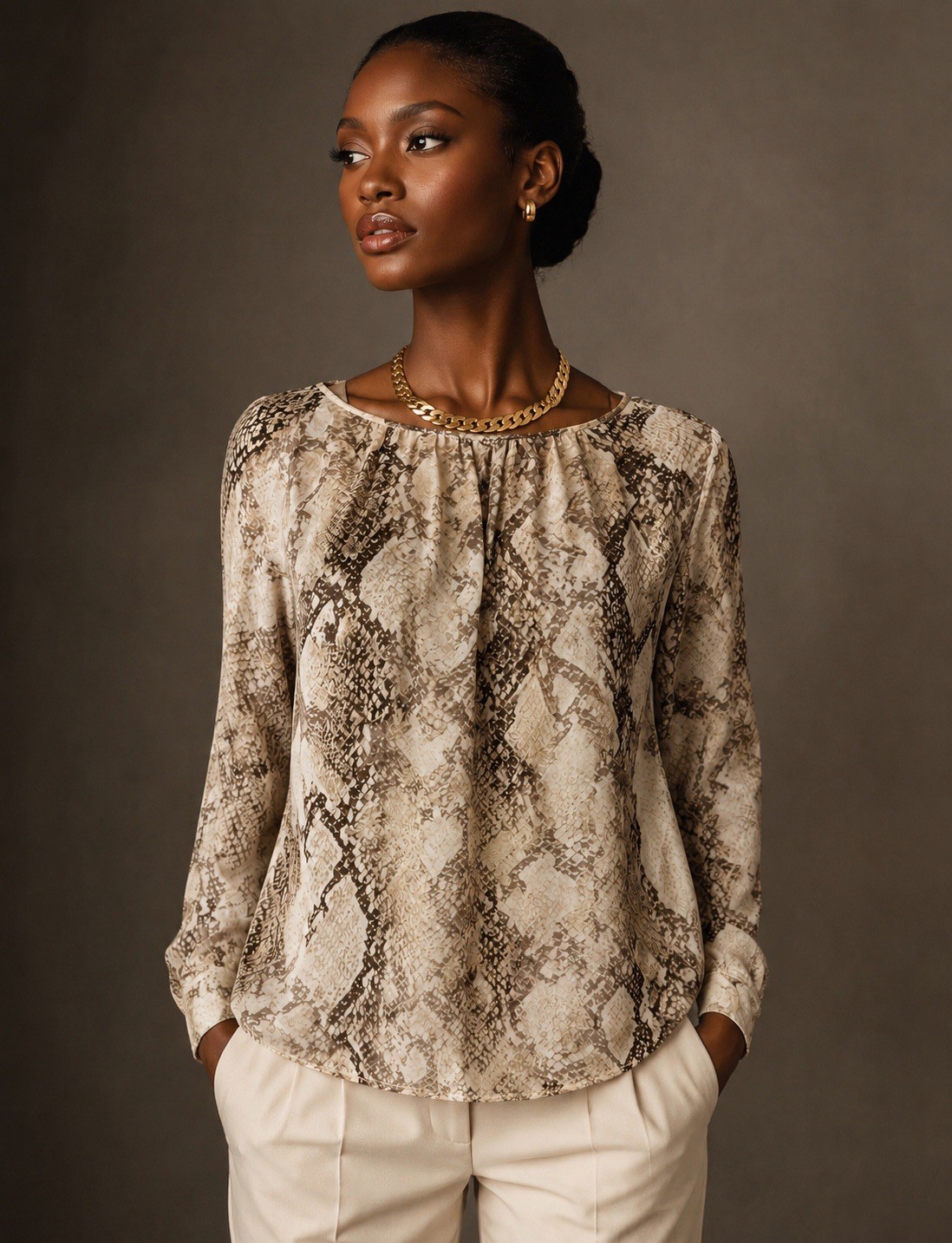 Chicos Top Size 4 Or 20-22 Lightweight Snakeskin Cold Shoulder Blouse Easy Care