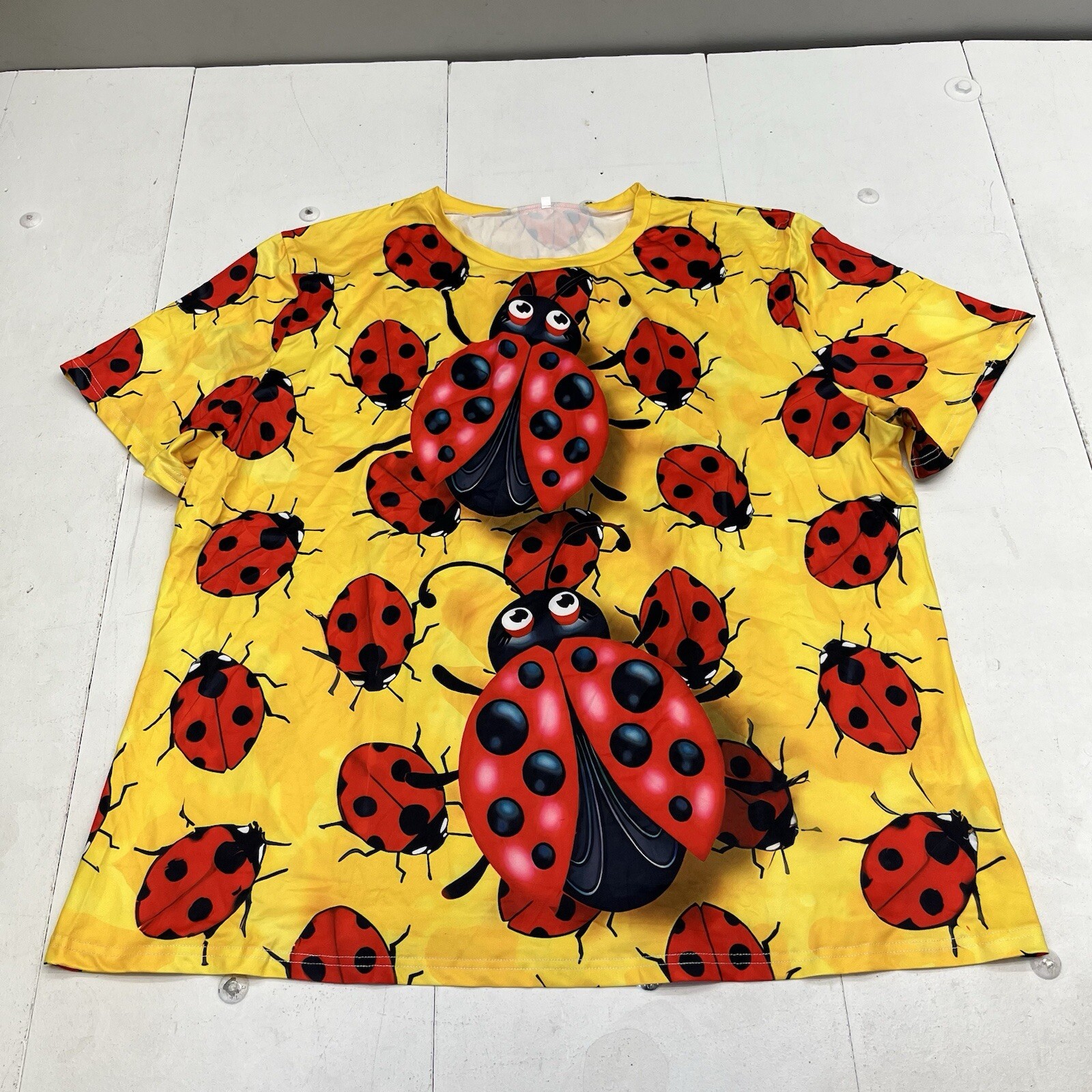 Yellow Ladybug Graphic Print Short Sleeve T-Shirt Womens Size 5X-Large NEW