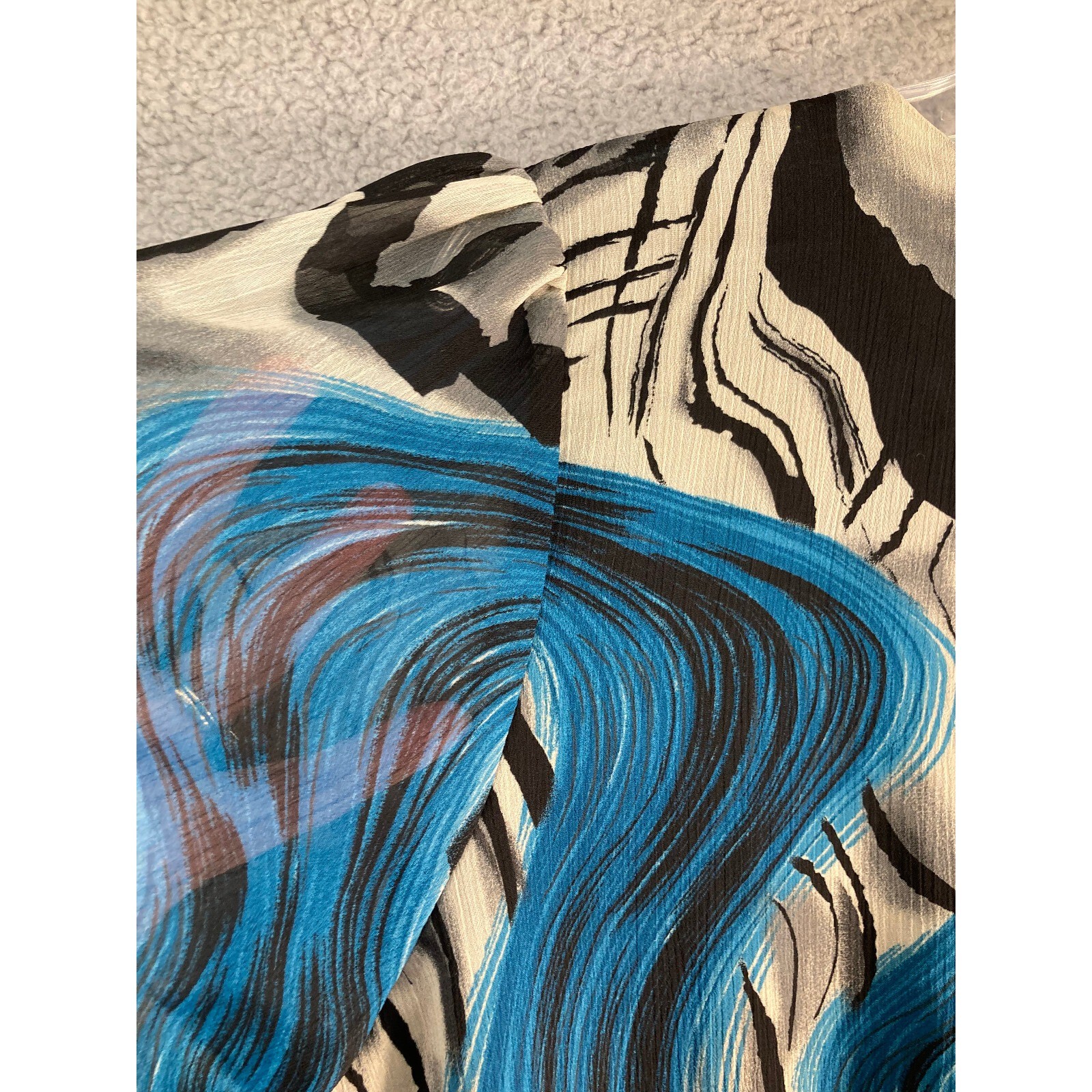 Nue Options Abstract Swirl Blouse Womens L Blue Embellished Smocked 3/4 Sleeve