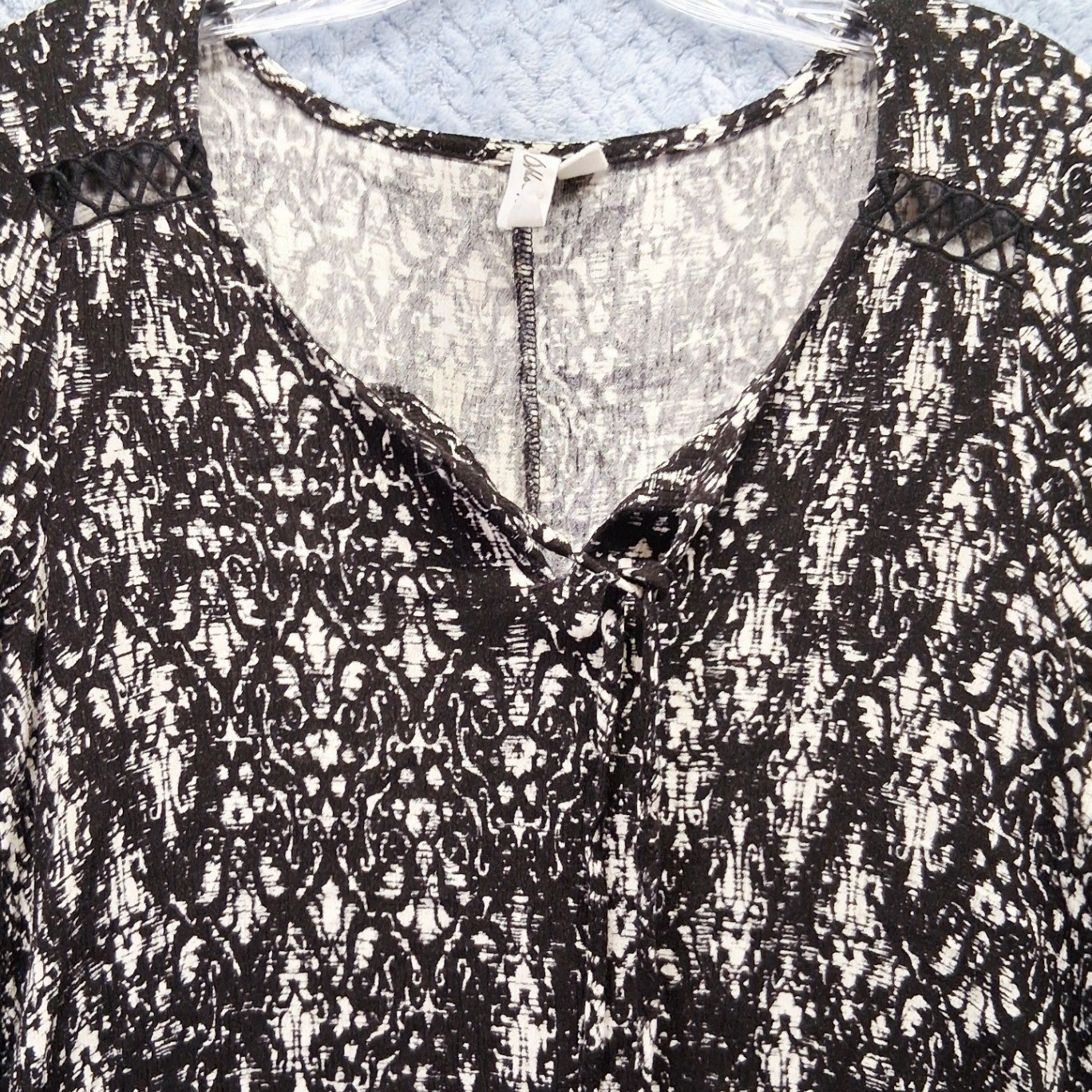 Others Follow Black White Damask Print Boho Tunic Top Crochet Lace Small