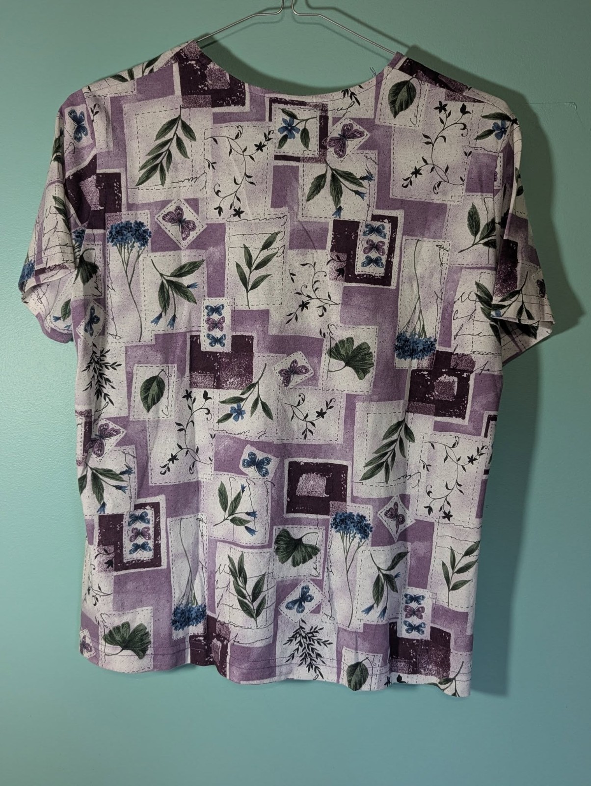 Cascade Blues Women’s Shirt Size Medium Made In USA Floral & Butterflies Vintage