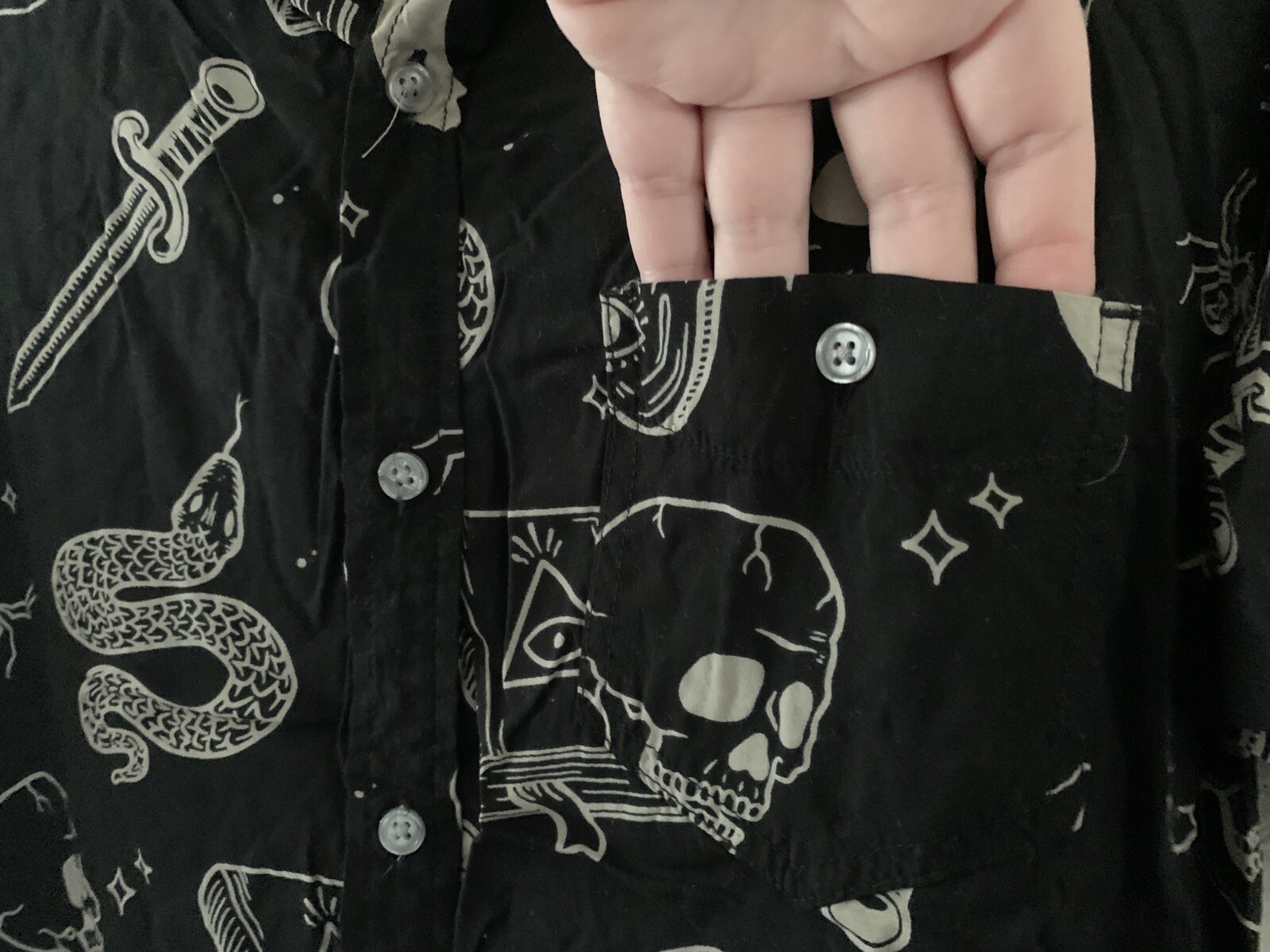 M Women Hot Topic Skull Moon Button Shirt Snake Planchette Goth Witch Halloween