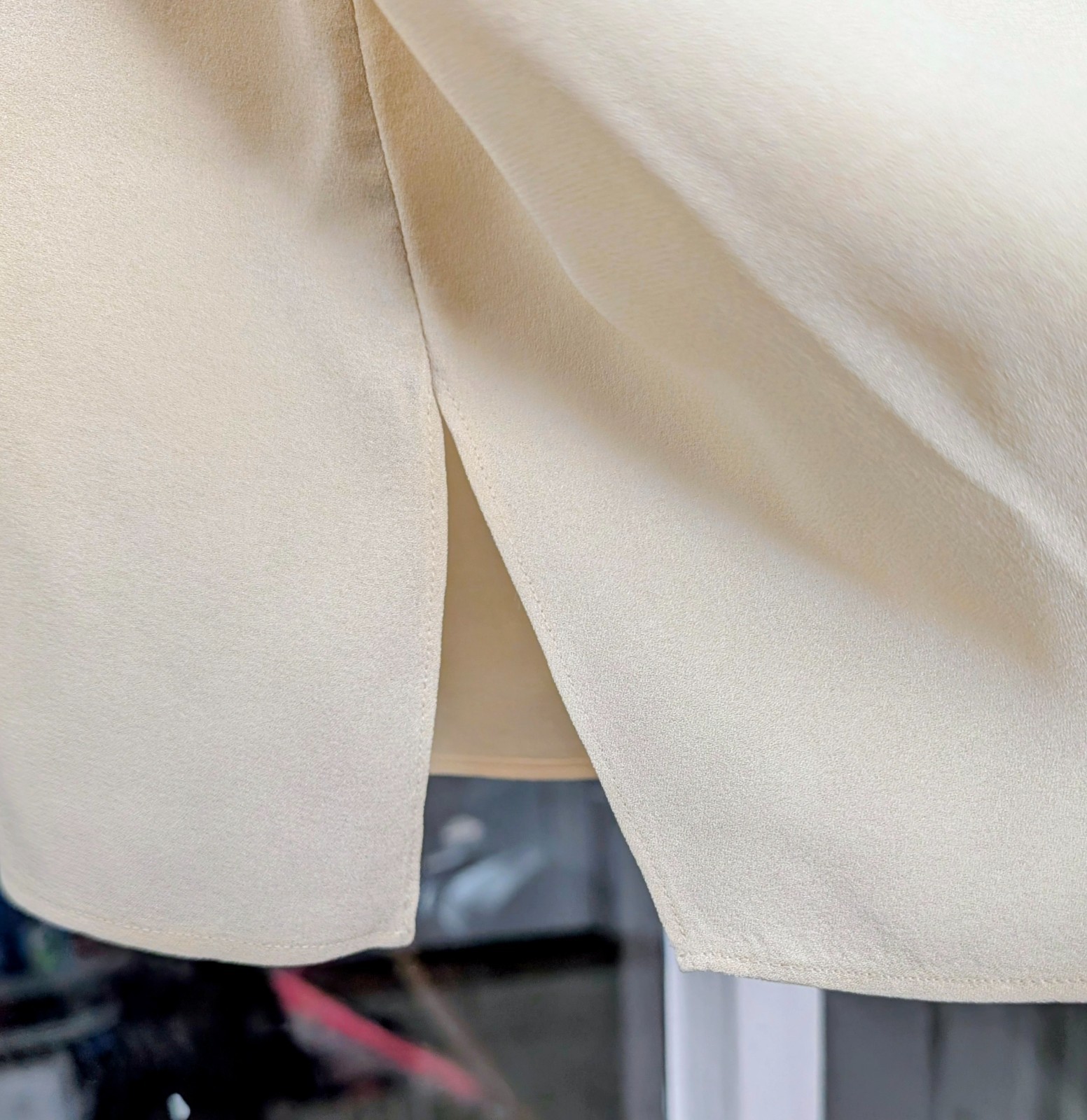 Harari Vintage 100% Silk Tank – NWOT – Beige – Medium