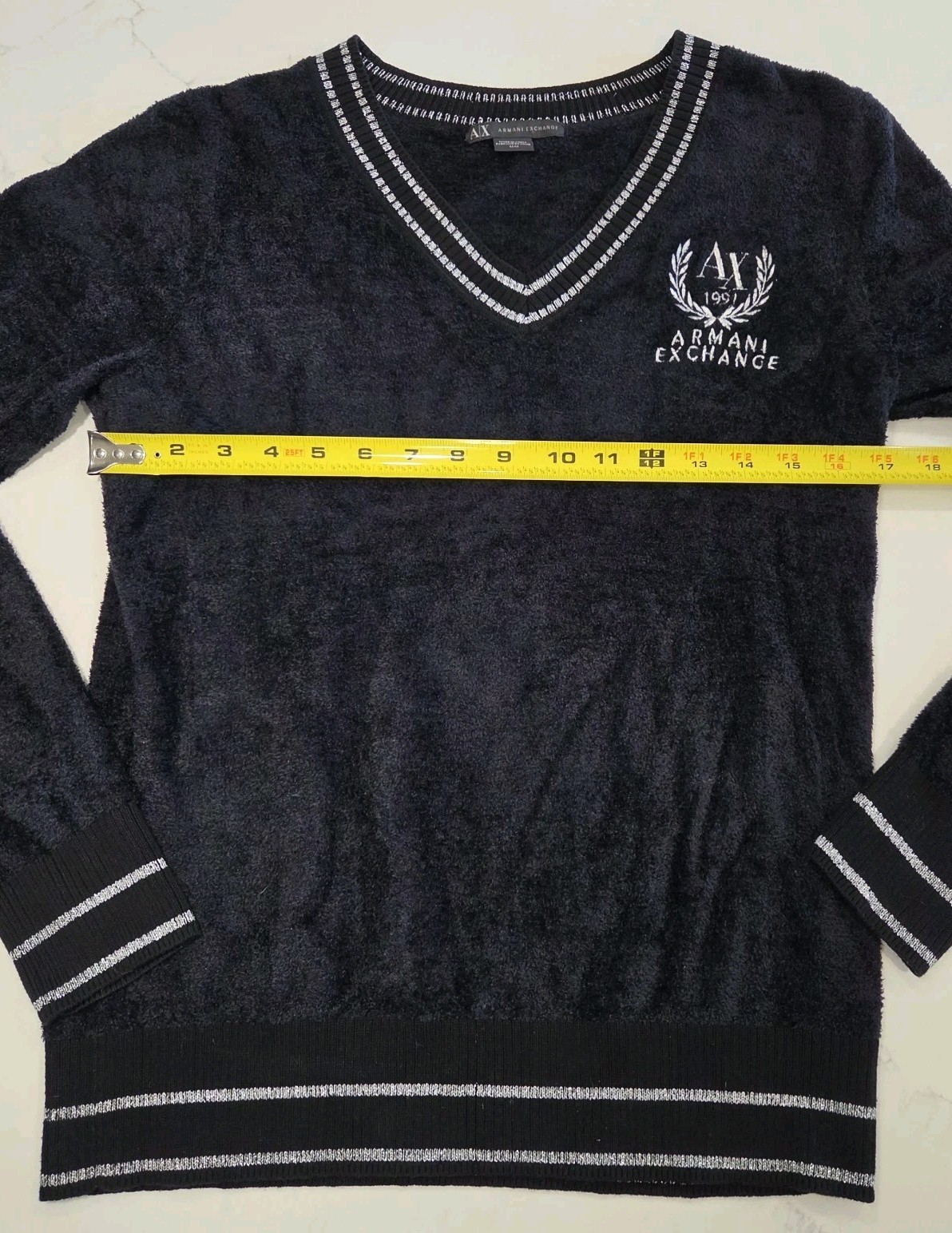 Armani Exchange Women’s Size Medium Logo Pullover Black Vneck Sweatshirt Velour