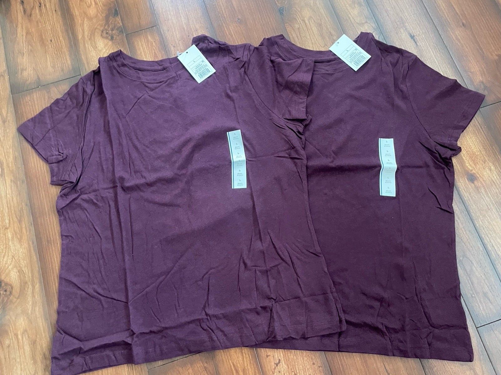 2 NEW A New Day Women’s Short Sleeve Burgandy Tagless T-Shirt Size Large