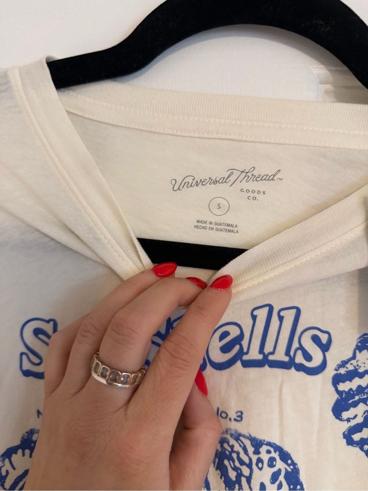NWT Universal Thread Sea Shells Graphic Tee Cream Blue Coastal Size S