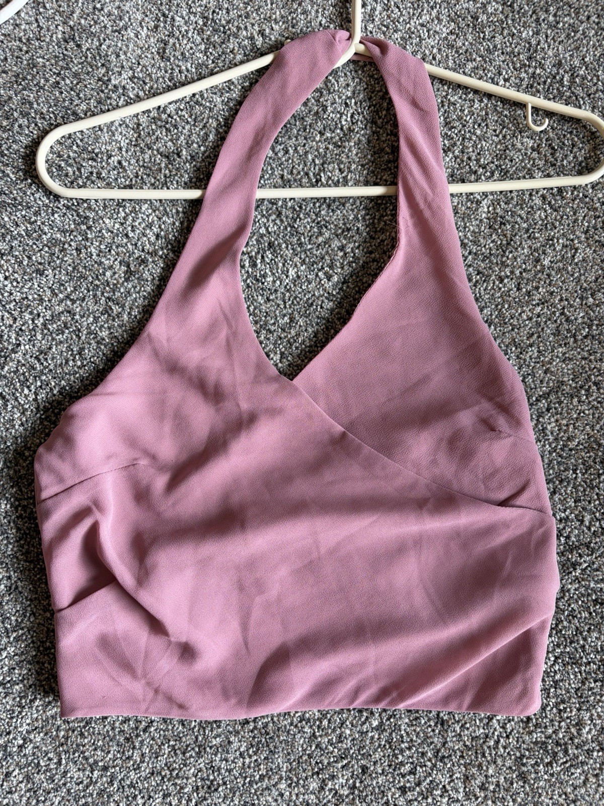 NWT Le Lis Mauve Halter Crop Top Side Zipper Women’s Size Small