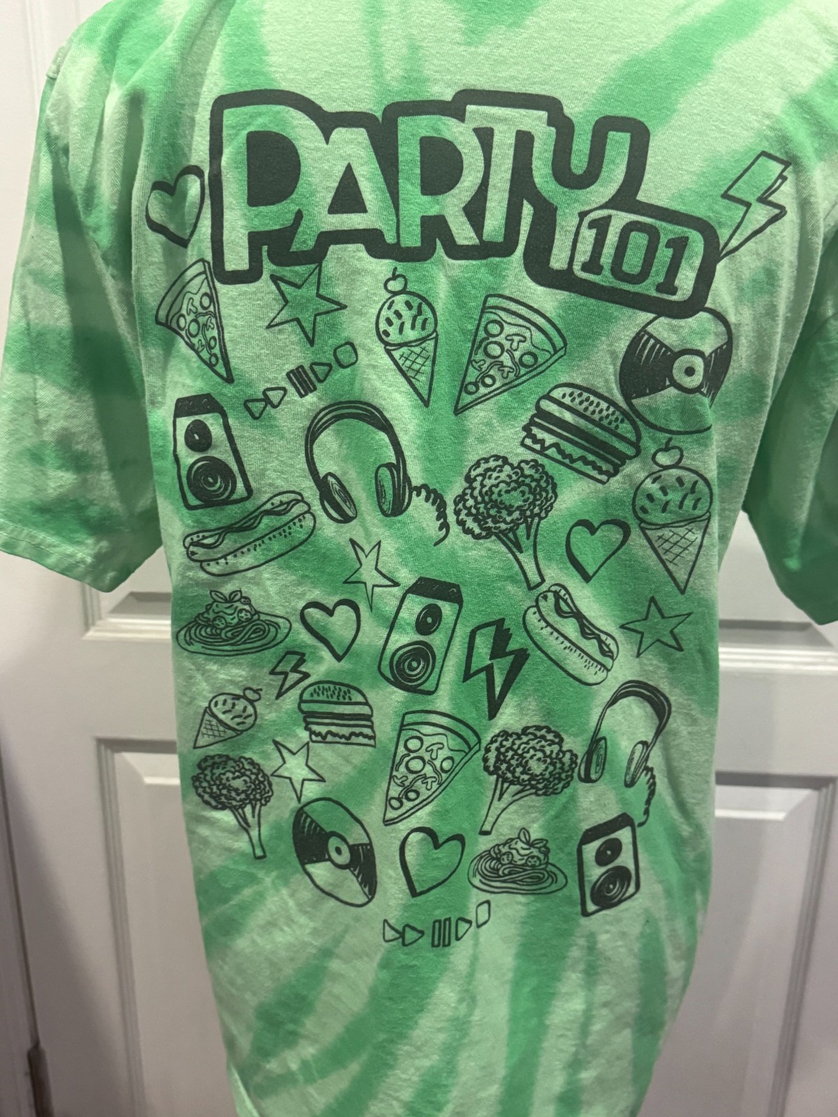 Women T-shirt Dye Part 101 Graphic Sz M (27″Lx21″W) Green