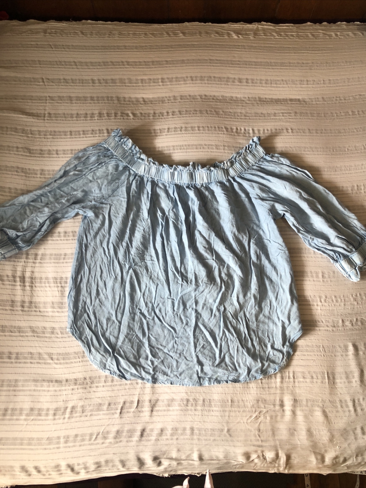 STYLE ENVY blue LARGE Soft Denim Jean Stretch Blouse Off Shoulder