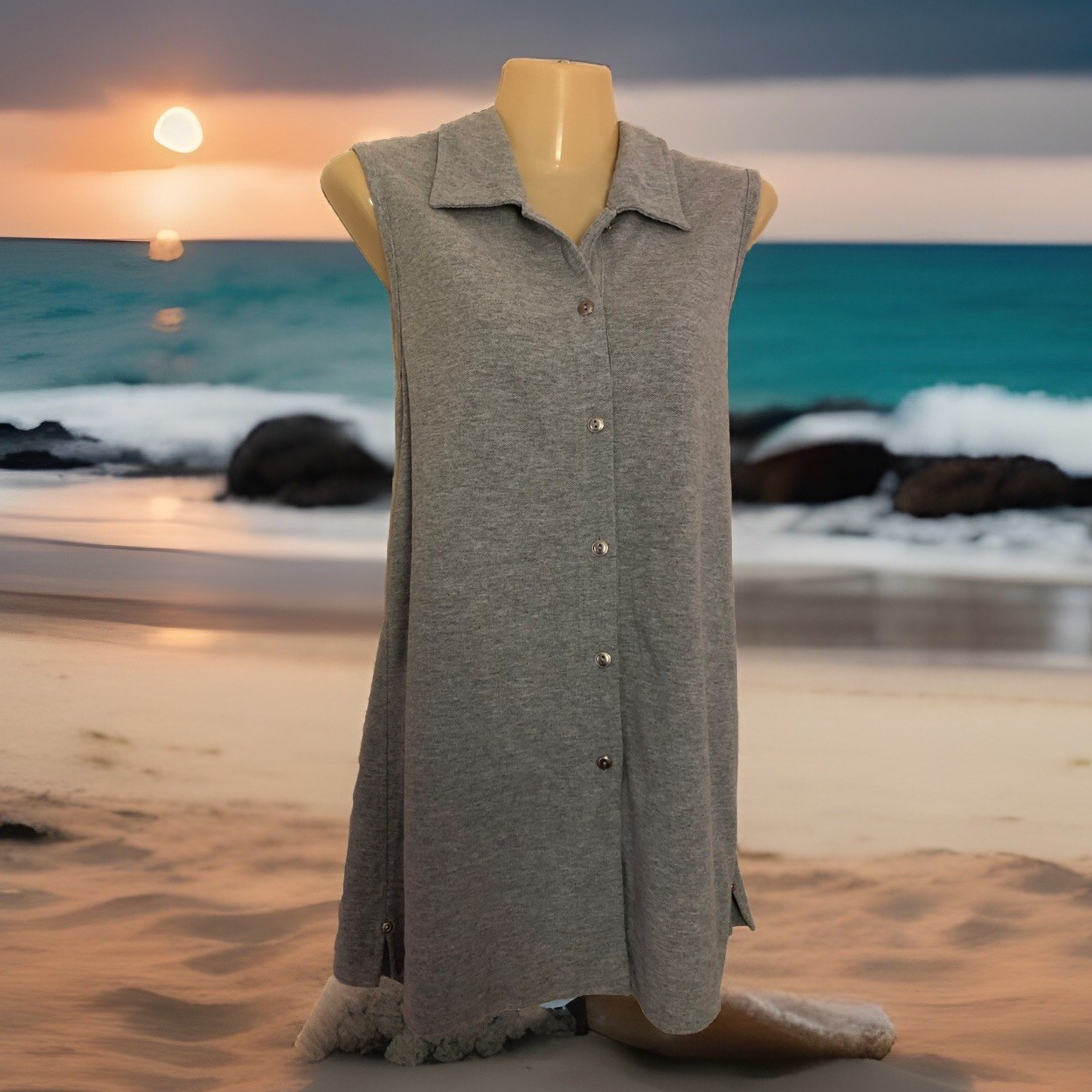 Catalina Sleeveless Polo Shirt Tunic Size Large (12-14) Light Gray Button Down
