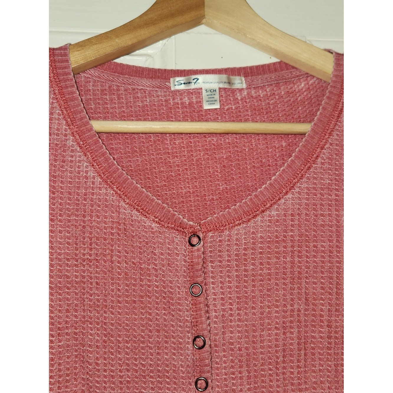 Seven7 Women Rose Pink Waffle Knit Thermal Henley Long Sleeve Top Small