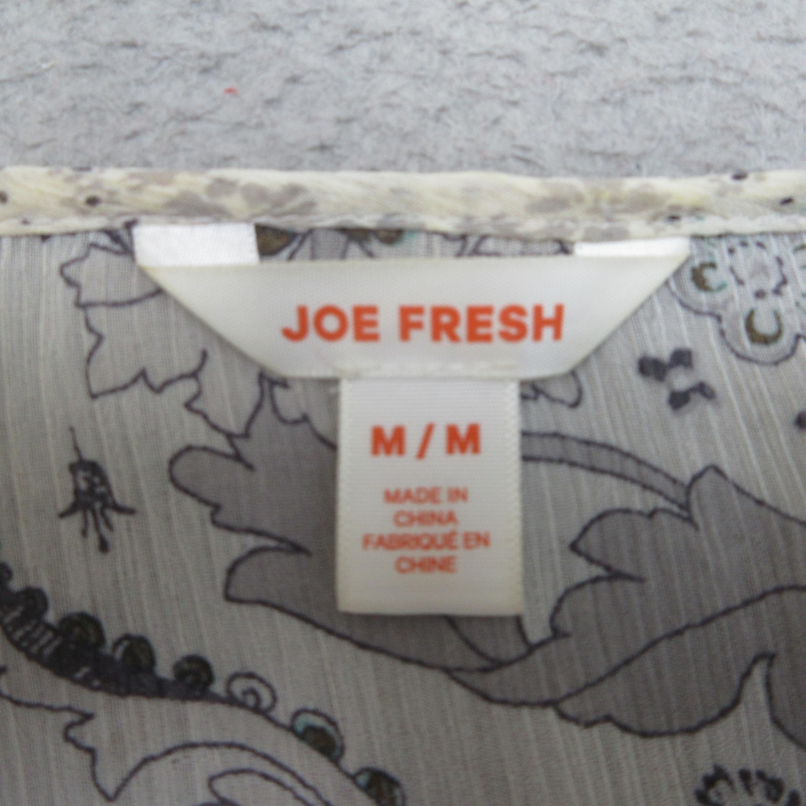Joe Fresh Sheer Shirt Womens Medium White Paisley Pleated Preppy Neutral Casual