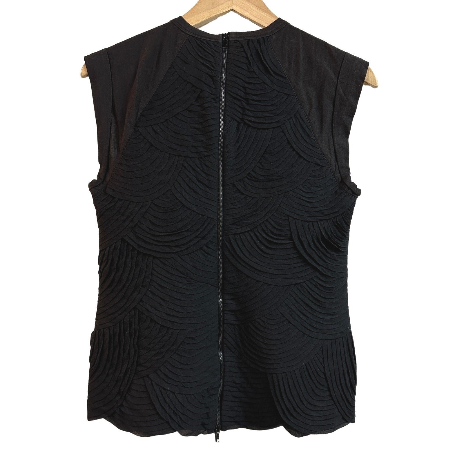 Robert Rodriguez Silk Textured Scalloped Black Top Cap Sleeve Blouse Womens 6