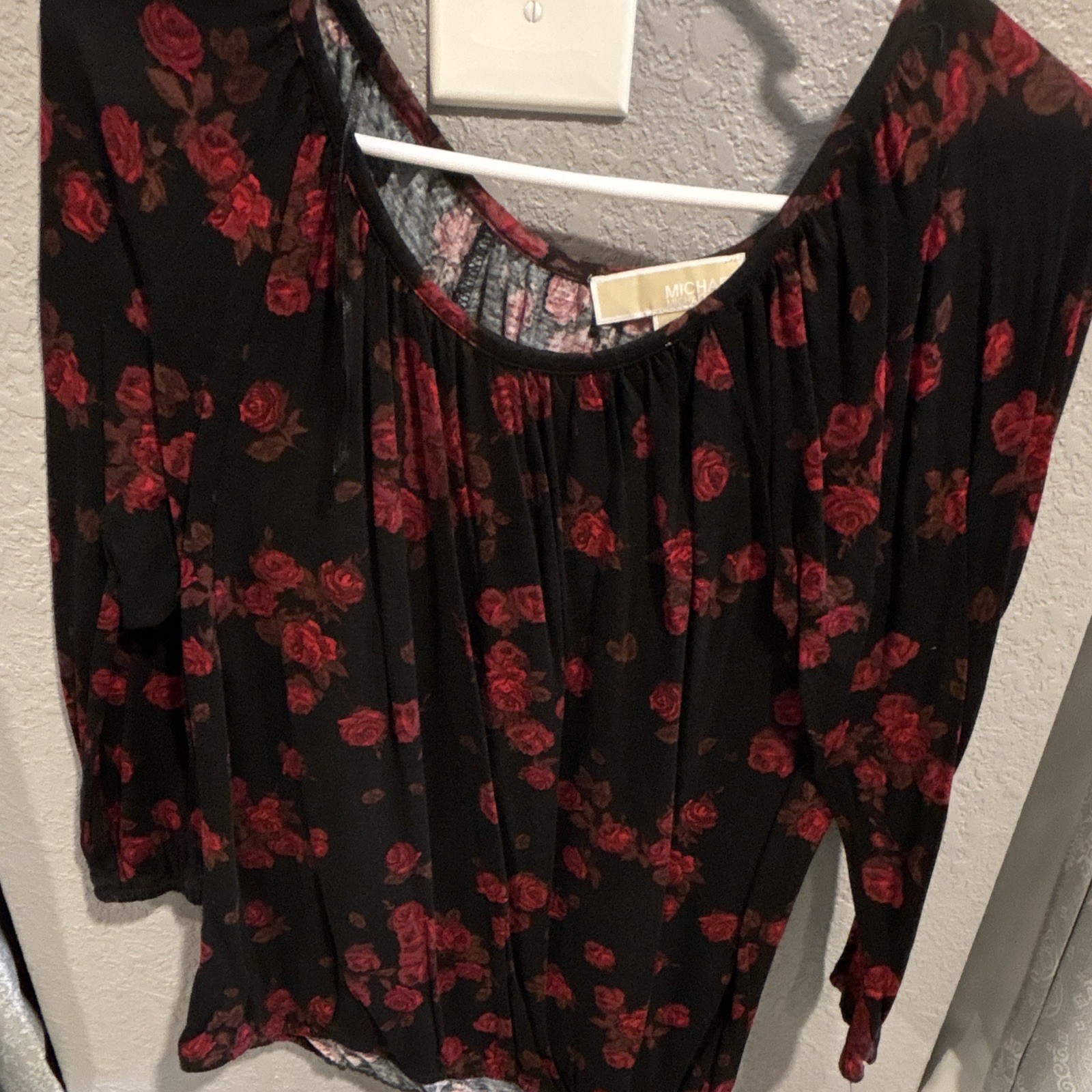 Michael Kors Women’s S Blouse Black/Red Floral Rose Scoop Neck 3/4 Sleeve