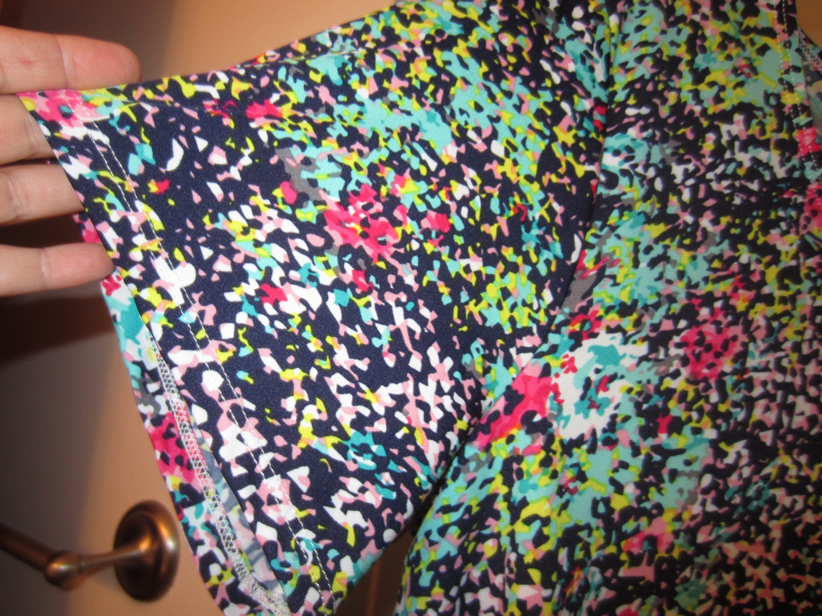 NWT women’s short sleeved top Notations Size 2X multi-colors bright colors