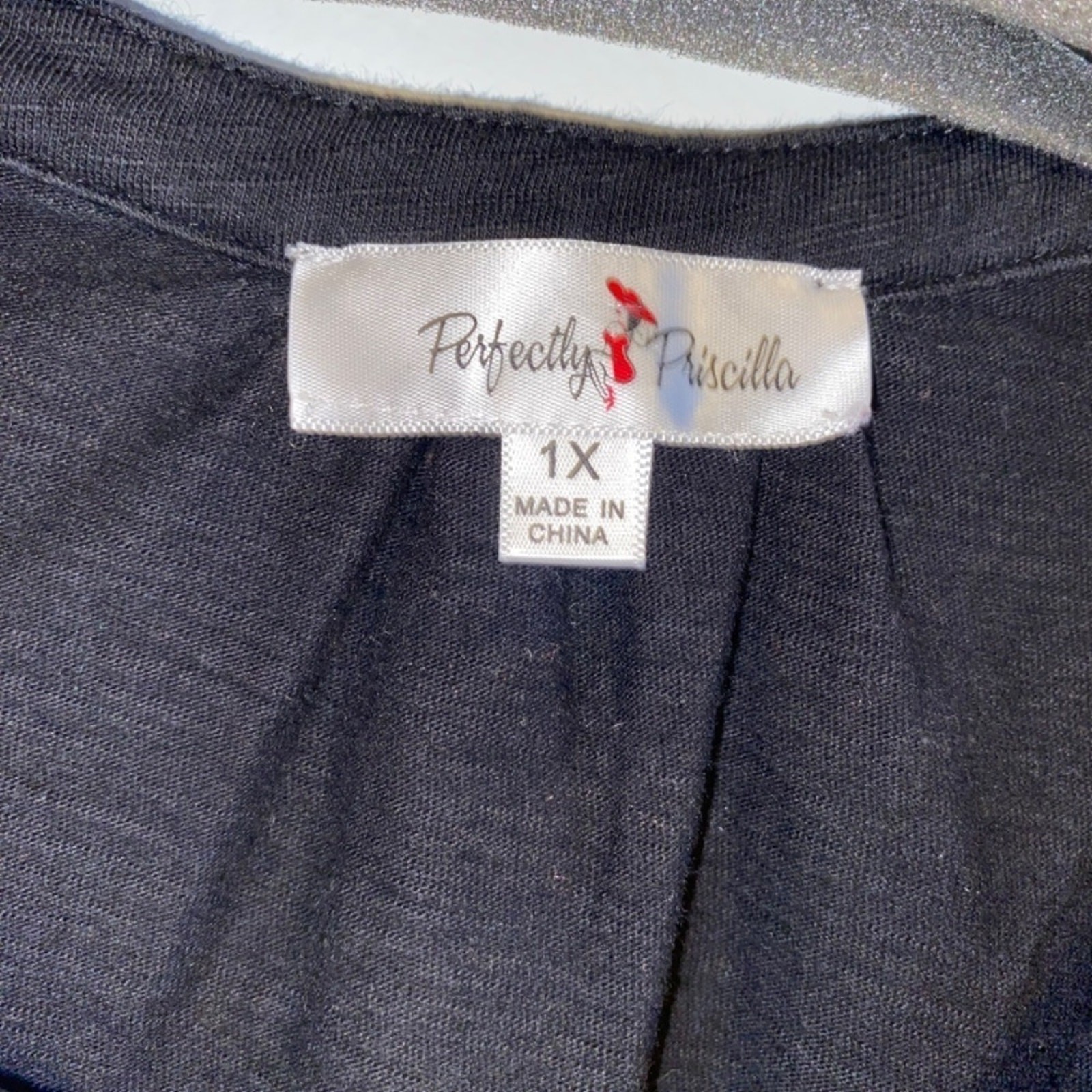 Perfectly Priscilla size 1x ladies top
