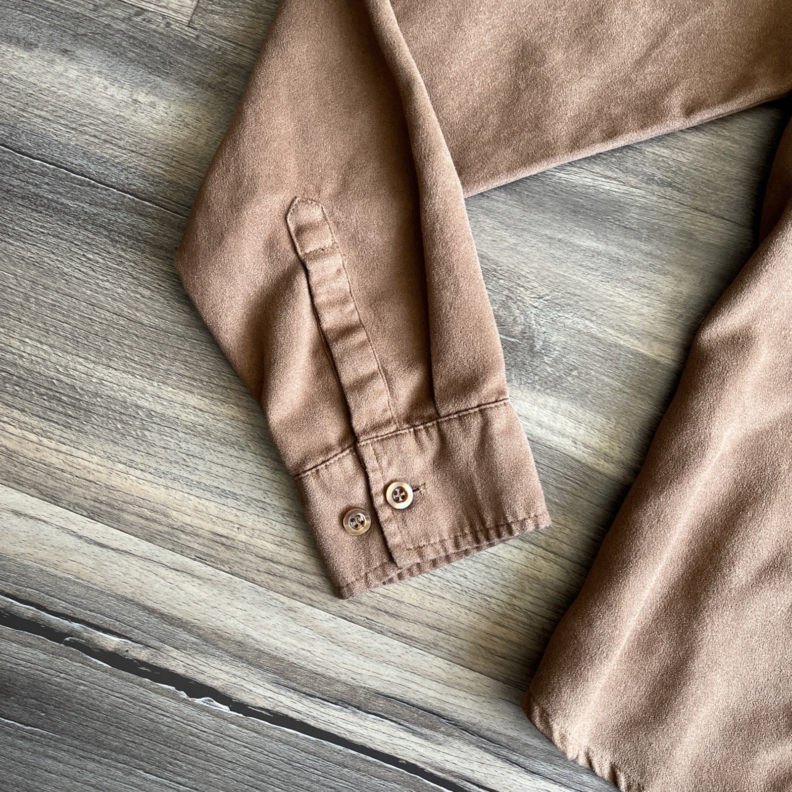 St John’s Bay Faux Suede Button Down Shirt Long Sleeve Caramel Brown XL Tall