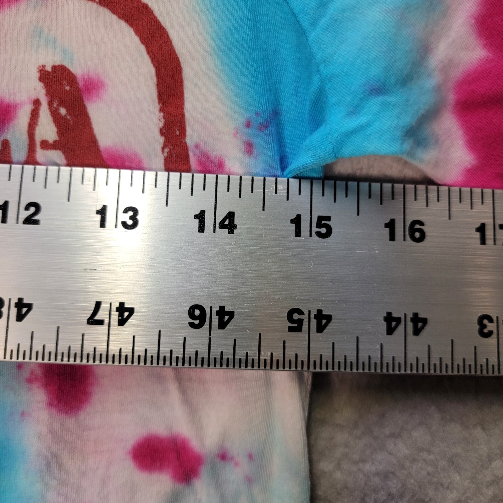 Its Out of LA Magenta Tie Dye Graphic Tee Scoop Neck Extra Slim T Shirt Size M