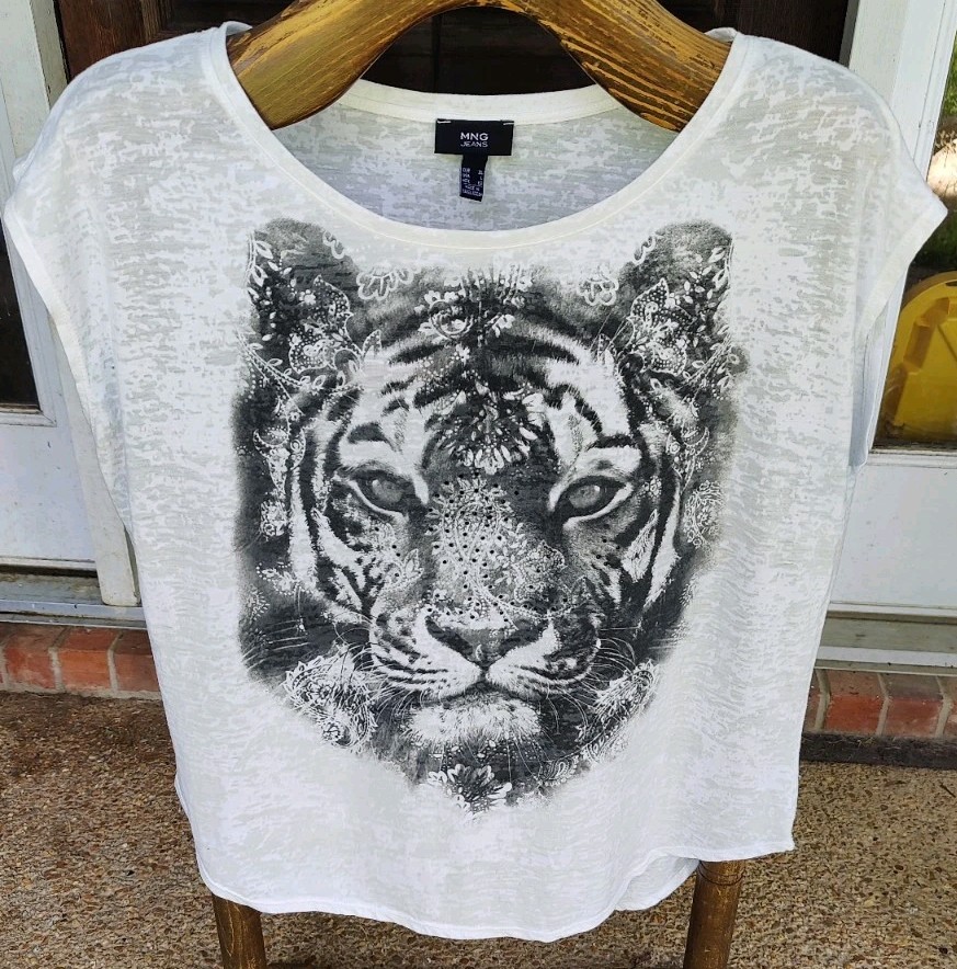 MNG Jeans Bejewelled Tiger Face Cotton Blend Burnout T-Shirt (Women’s Large)