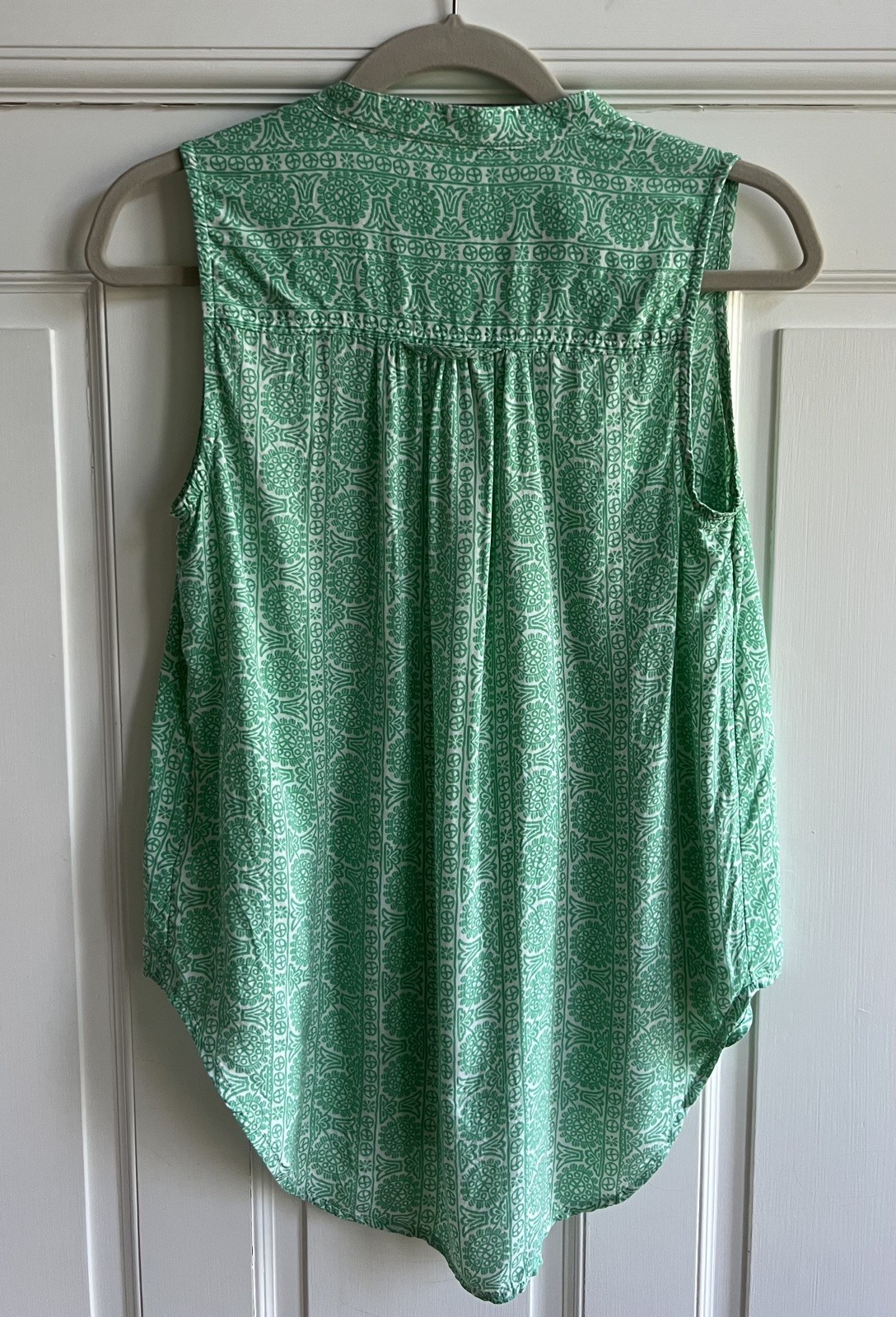 Anthropologie Maeve Petunia Pintuck Sleeveless Tunic Top In Green/White Size XS