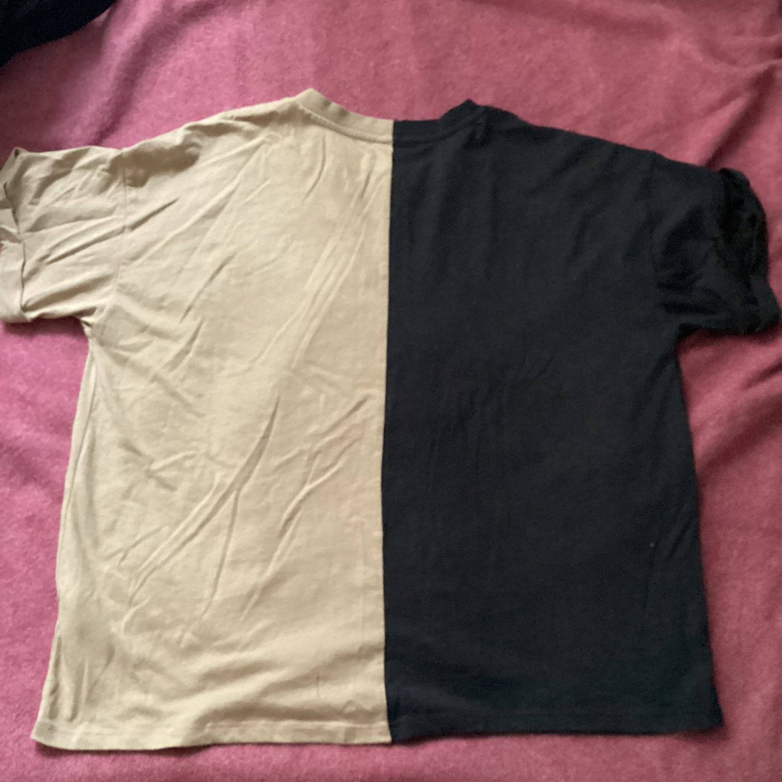 AC/DC woman’s large Split Two-Tone Black & Tan Short Sleeve T-Shirt Rock