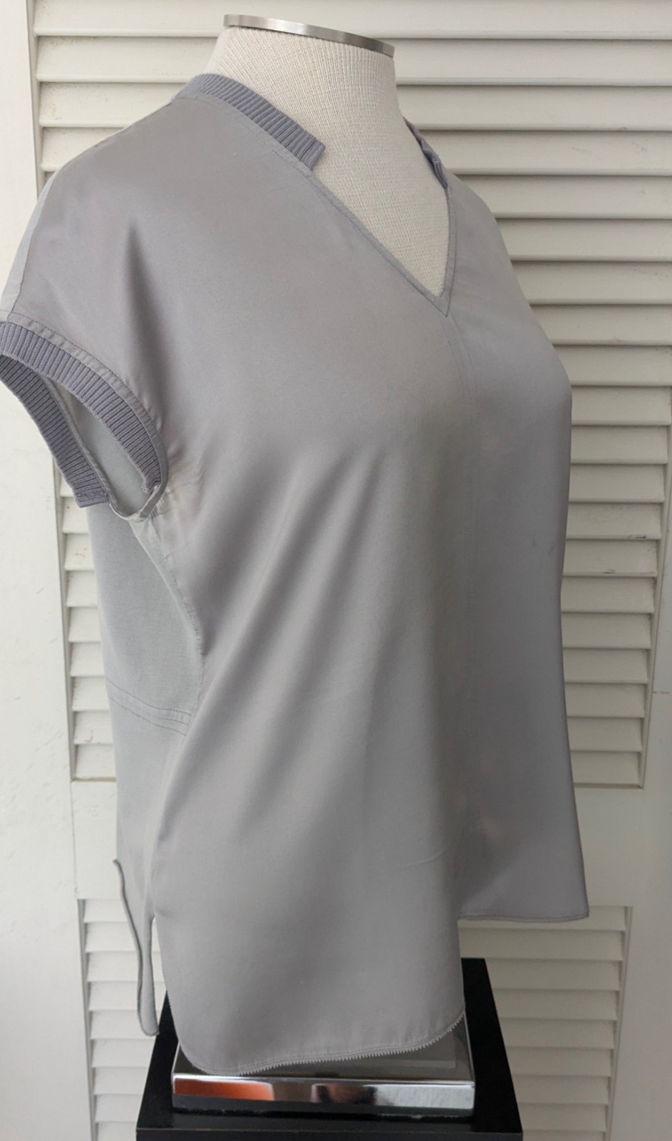 Vintage Go Silk New York Gray Popover Cap Sleeve V Neck Relaxed Dressy S/M VGC