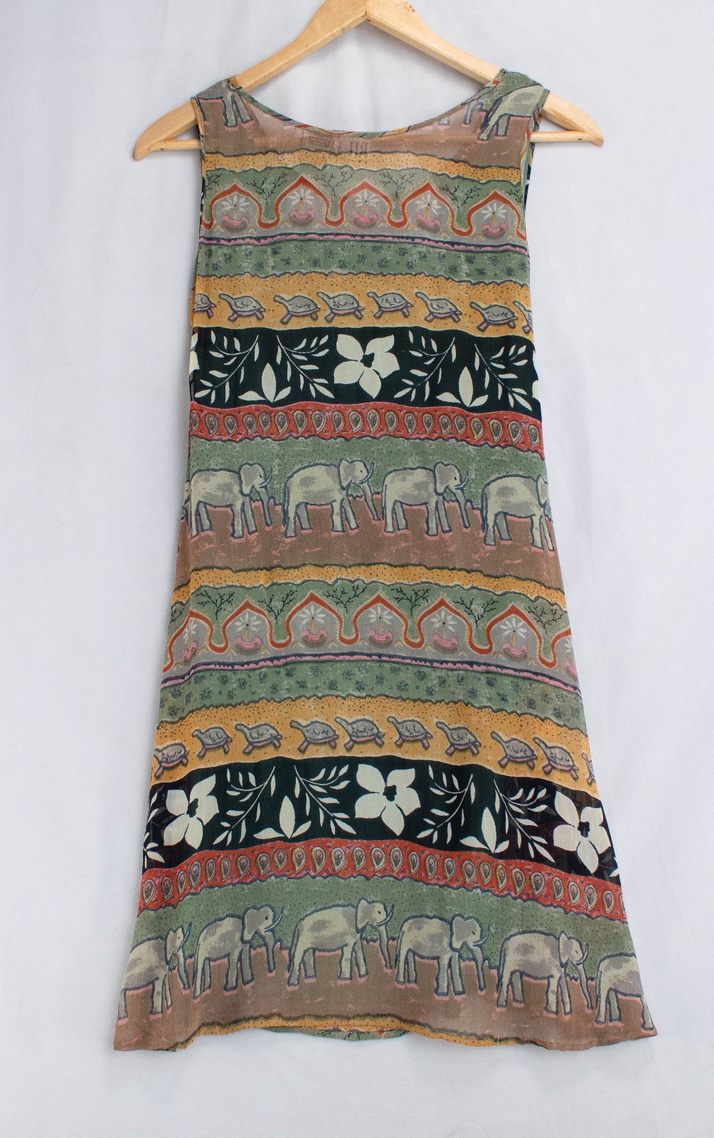 Ethnic Soft Elephant Turtle Floral Long Tunic Blouse Women’s Sz M Multicolored