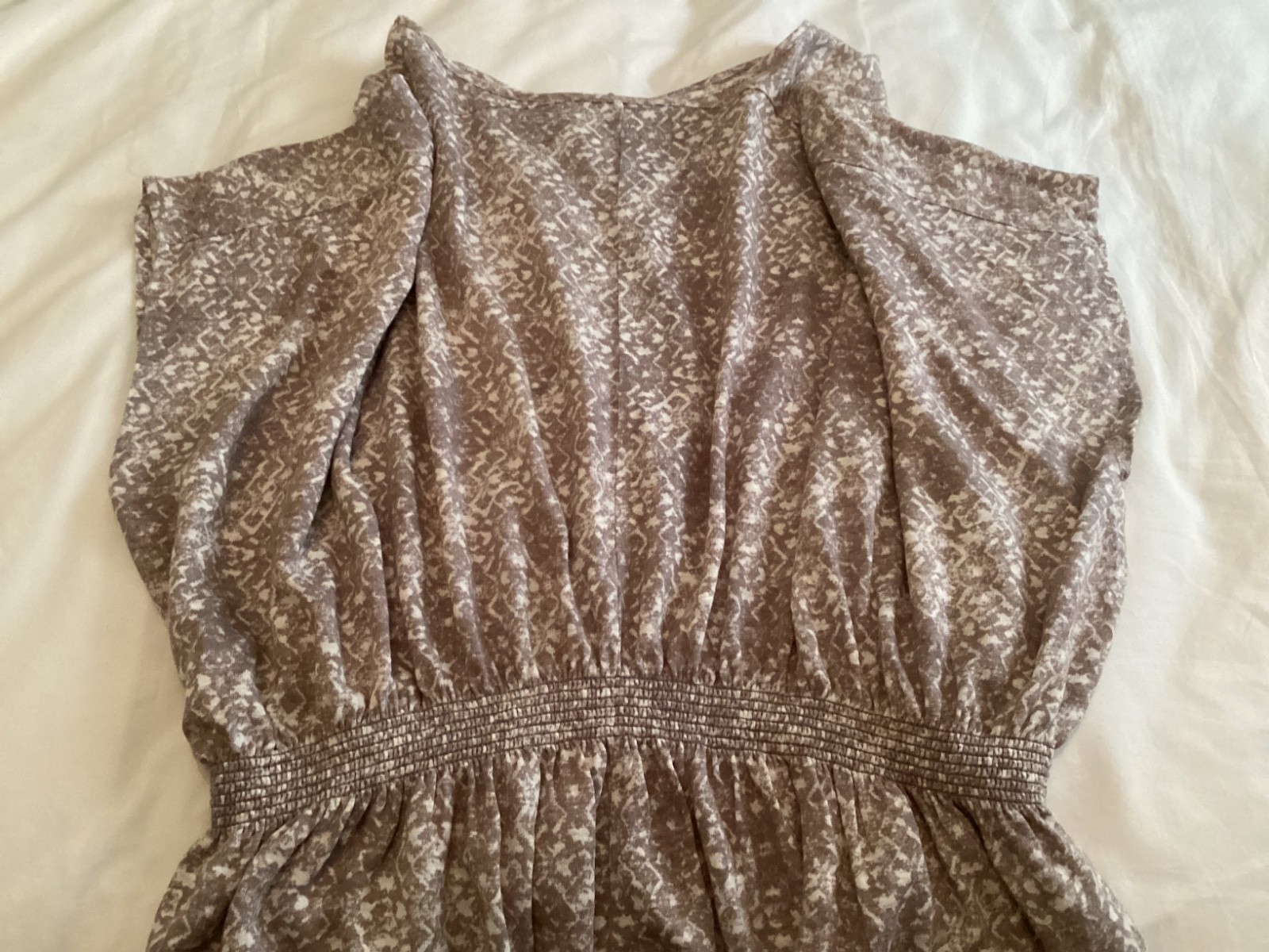 Ladies Blouse by WRAP. Size 12. 100% Cotton. Machine wash.