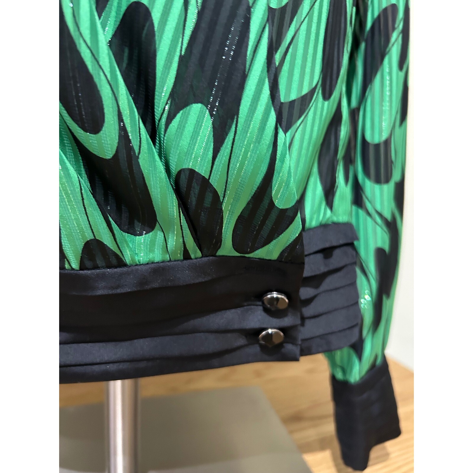 Crocodile Lacoste Wrap green black shirt sz M Embellished w/ cute buttons posh!