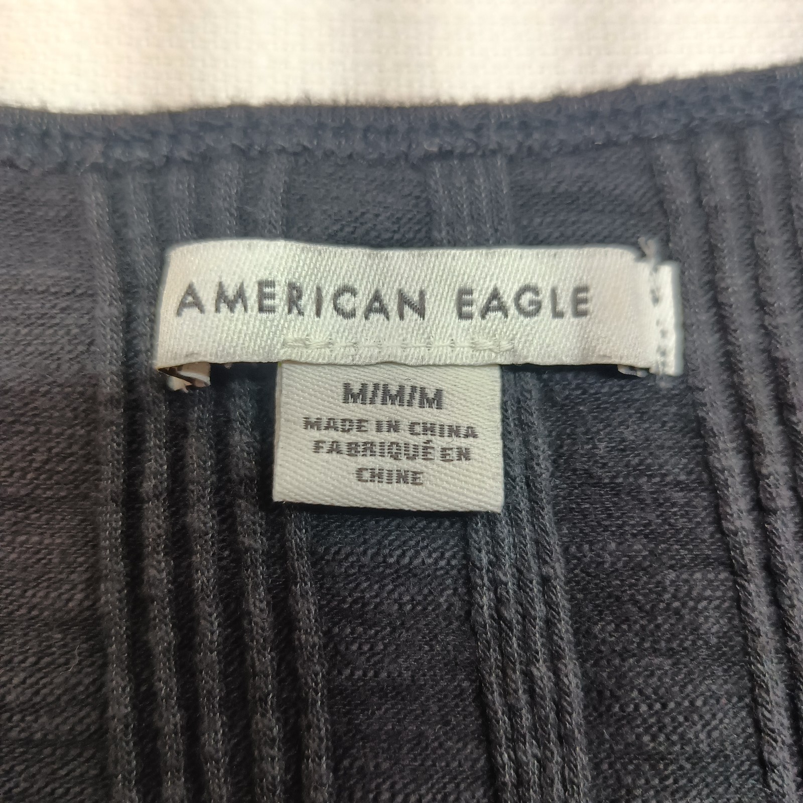 American Eagle Black Cropped Womens M Ribbed 1/4 Snap Button Tank Top Y2K