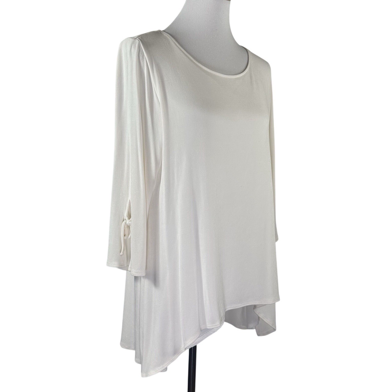 Chico’s Travelers Cream Tunic Shark Bite 3/4 Tie Sleeve Scoop Neck Womens 2 US L