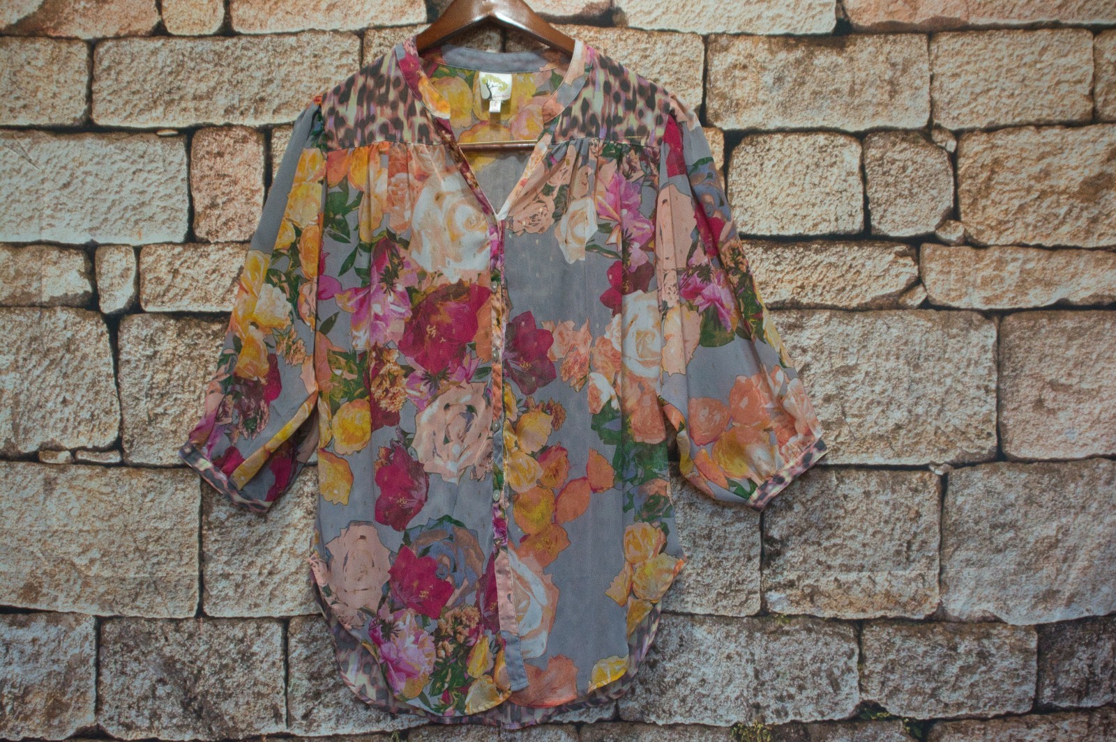 Fig and Flower Women’s Multicolor Sheer Blouse Size Large Floral Mixed Print Top