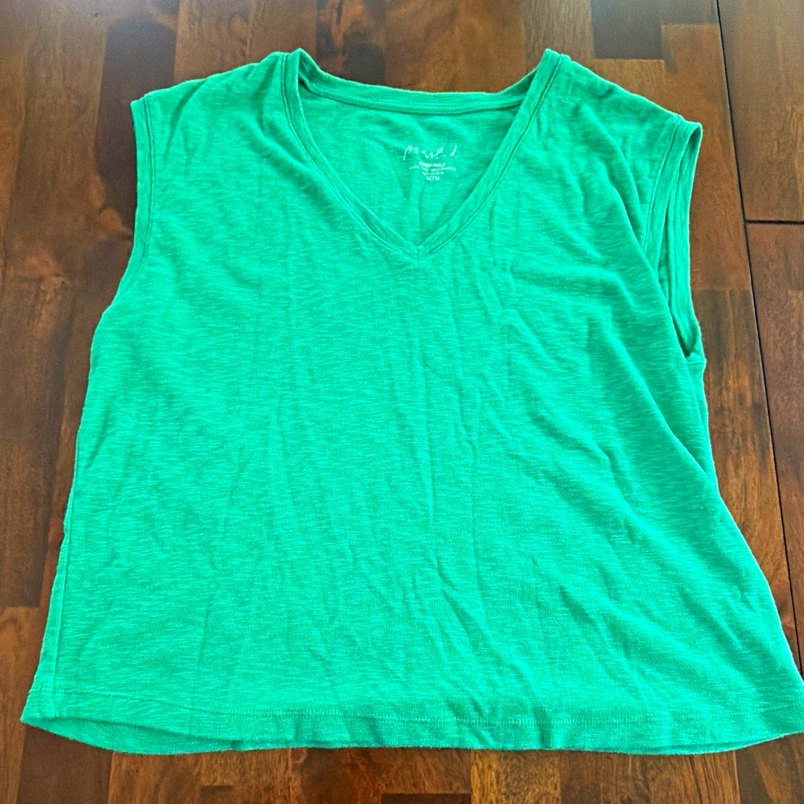 Marled Green Solid Knit V-Neck Sleeveless Tank Top Women’s Regular M