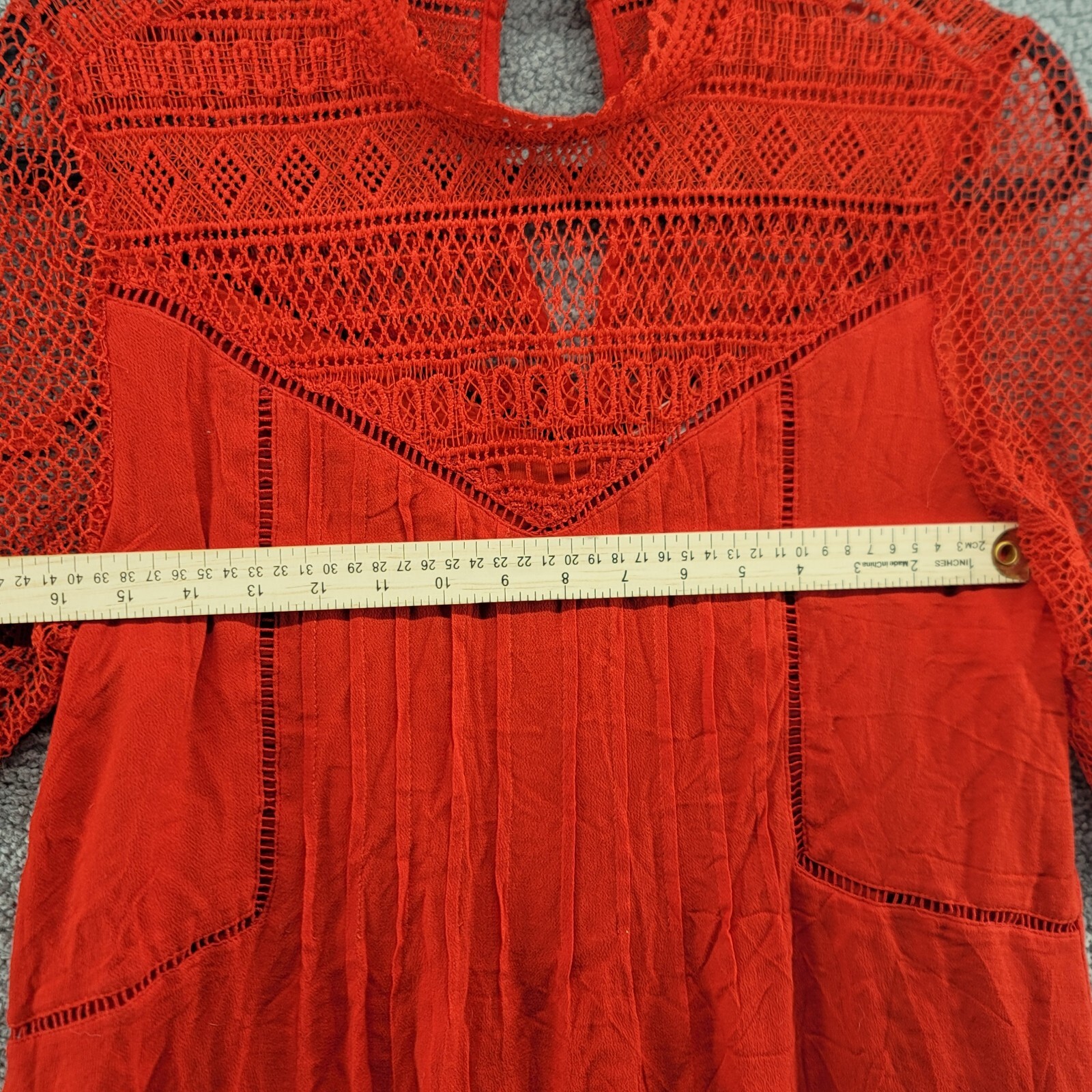 En Creme Womans Red Blouse Top Medium