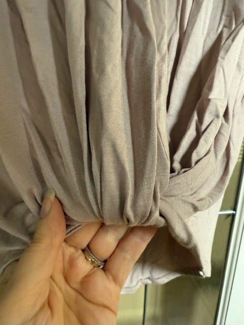 Promesa V-Neck Top Taupe Blush Size L Front Knot High Low Women’s.