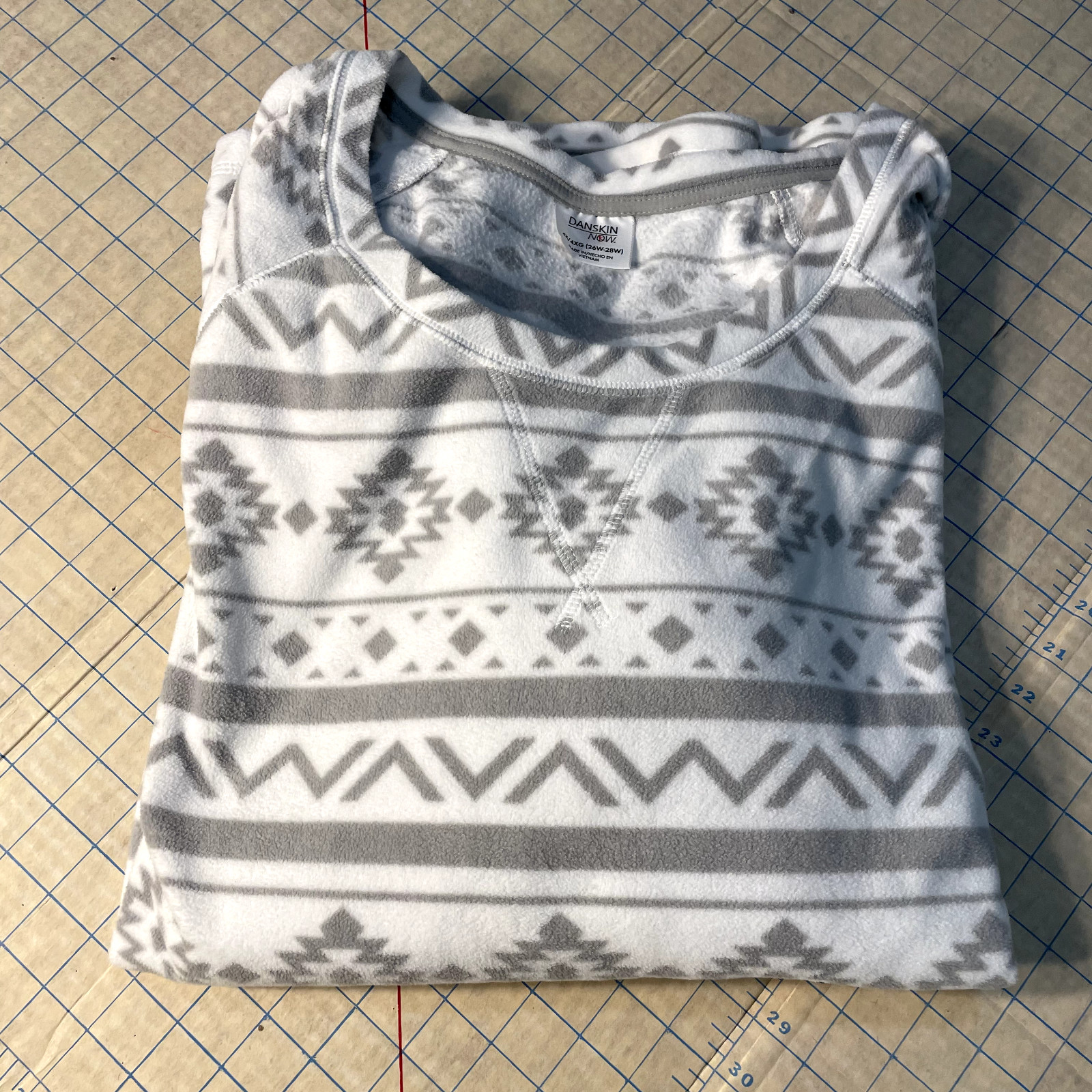 Women’s Plus Size 4XL 5XL Neutral Color Tops Sweaters “You Choose”