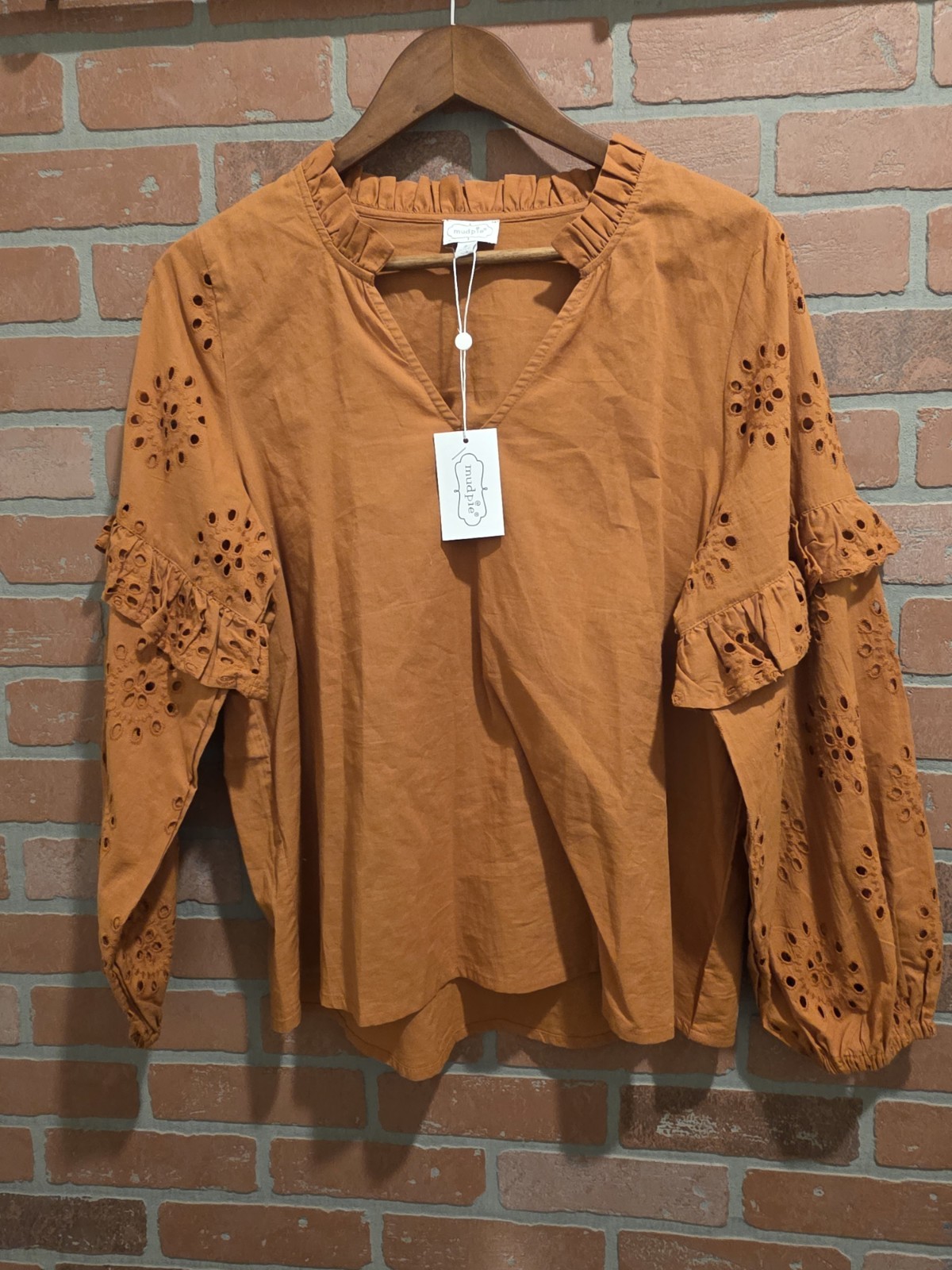 mud pie womens Shirtt small New W Tag. Bin25