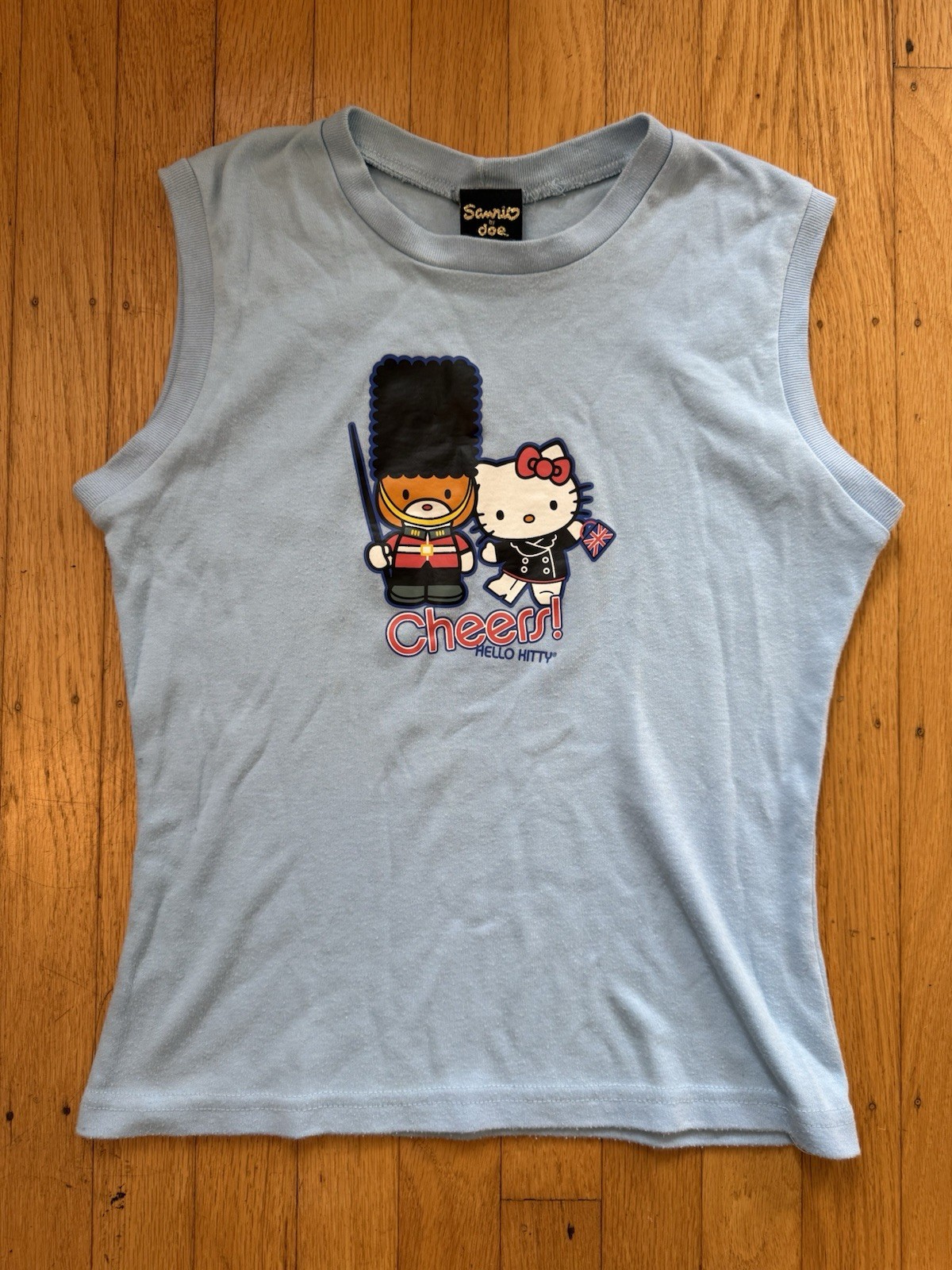 2001 Sanrio Doe Gold Label Hello Kitty British Guard Shirt Y2K