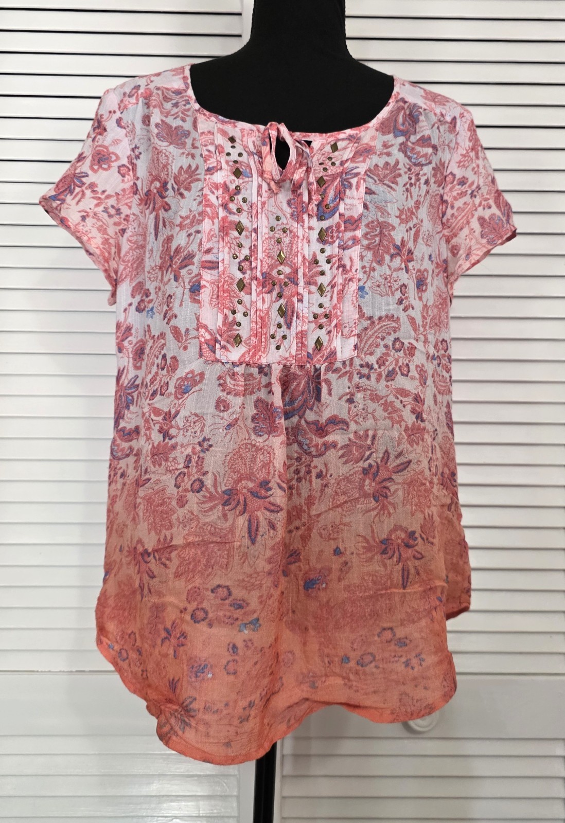 Women’s Laura Scott Multicolor Floral Print Short Sleeve Blouse Top Size M T104