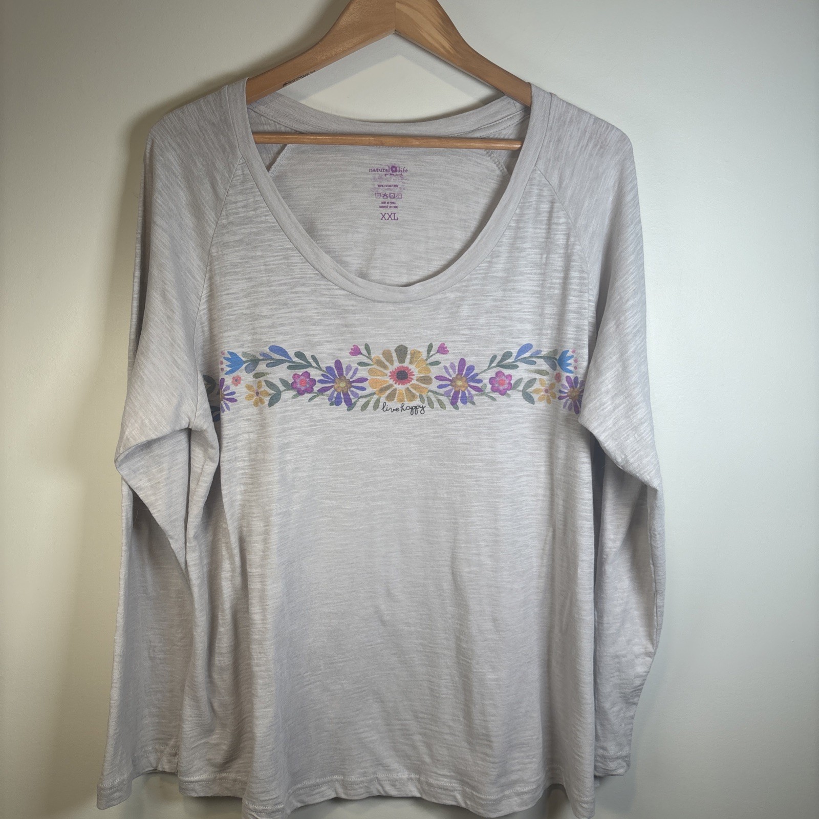 NWOT Natural Life Women’s Tee T-Shirt XXL Live Happy Boho Hippie Floral Oatmeal