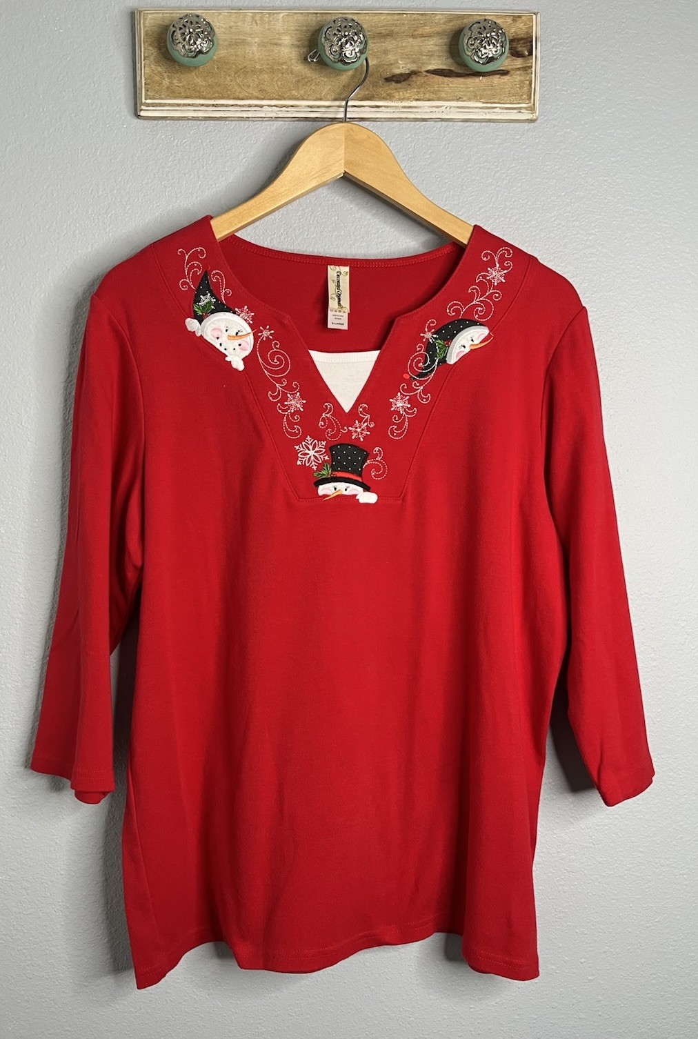 Decorated Originals Christmas Women’s Red Embroidered Snowman size XL