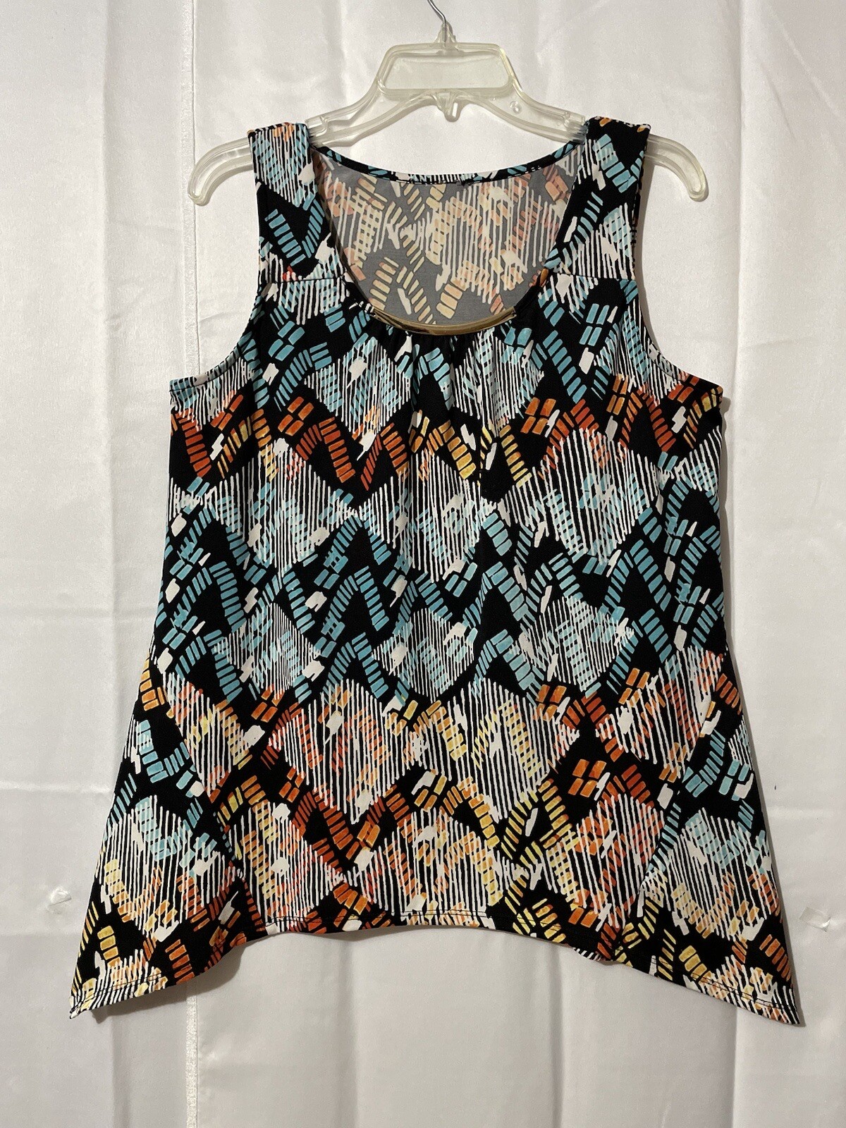 AB Studio Bright Flowy Classy Colorful Geo Print Shark Bite Hem Blouse Sz M