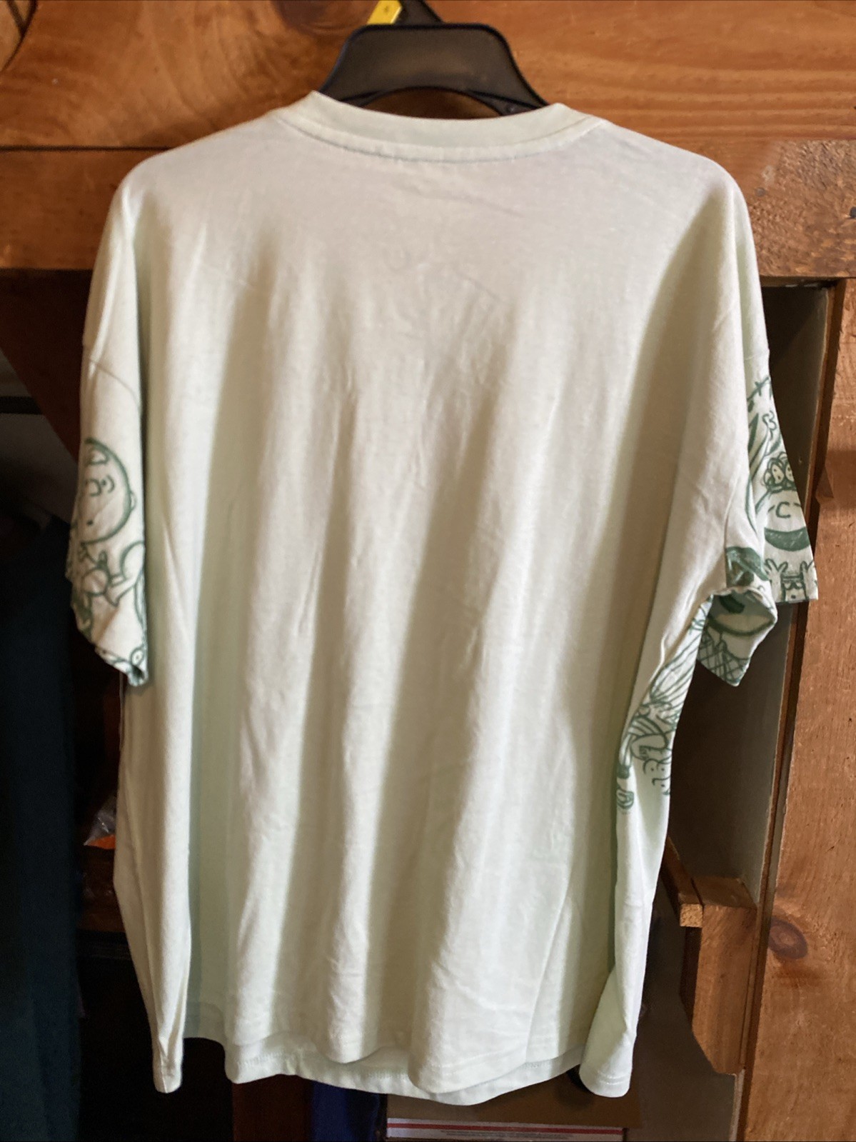 NEW Size L Peanuts Shirt Light Green Short Sleeve